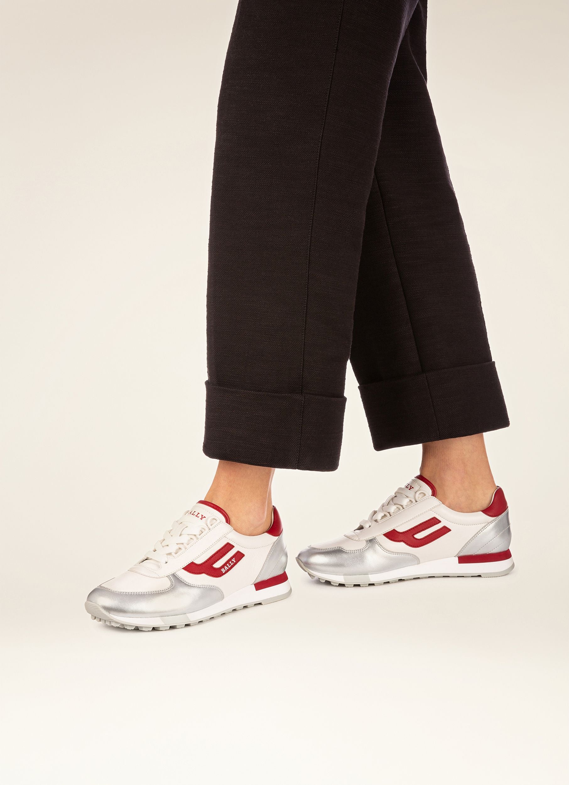 Gavinia Sneaker Aus Weissem Und Silberfarbenem Leder - Damen - Bally - 05