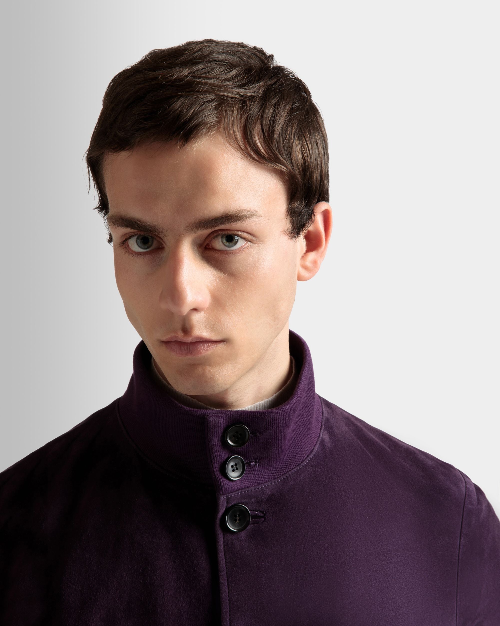 Hochgeschlossene Bomberjacke Aus Veloursleder in Orchidee - Herren - Bally - 04