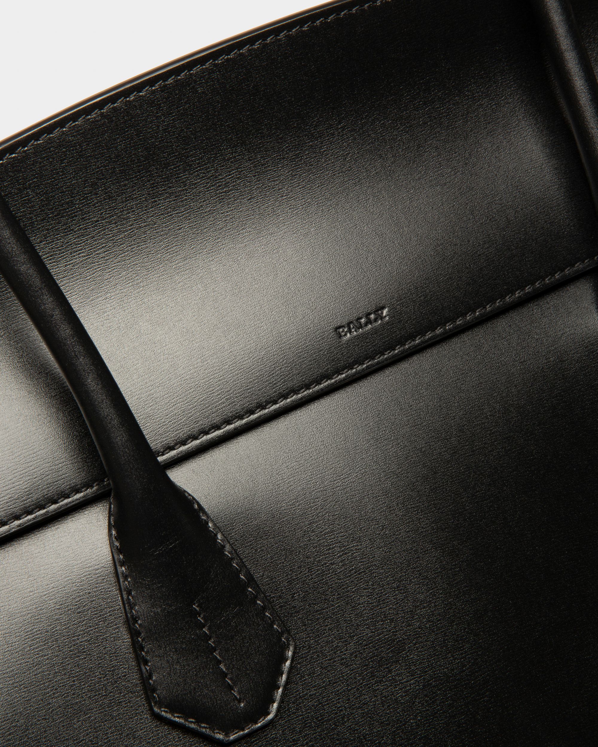 Sandah Henkeltasche Aus Schwarzem Leder - Damen - Bally - 04