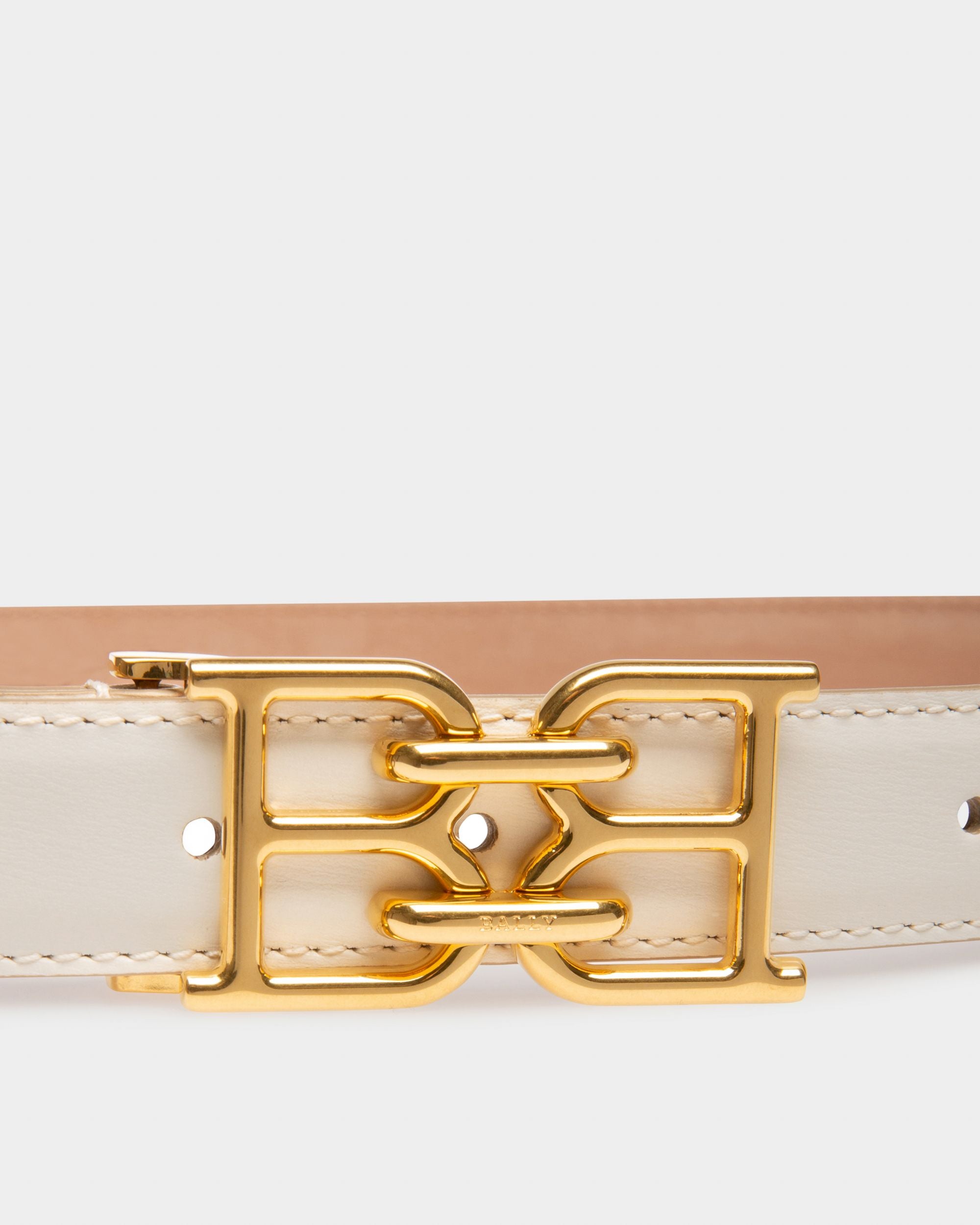 B-Chain 25 Mm Breiter Gürtel Aus Elfenbeinfarbenem Leder - Damen - Bally - 03