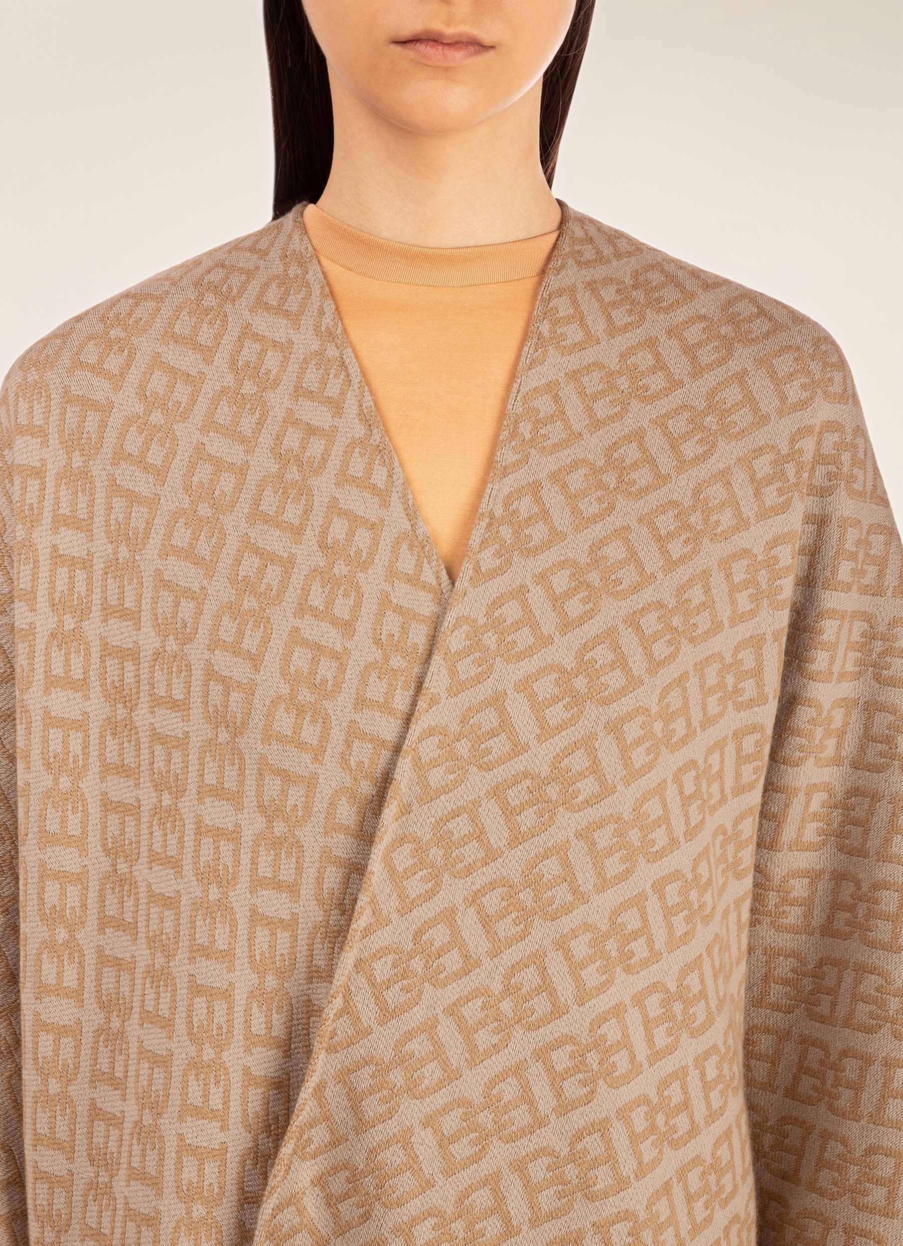 Poncho Mit Bb-Motiv Aus Schurwolle In Kamelbraun Und Blassrosa - Damen - Bally - 06