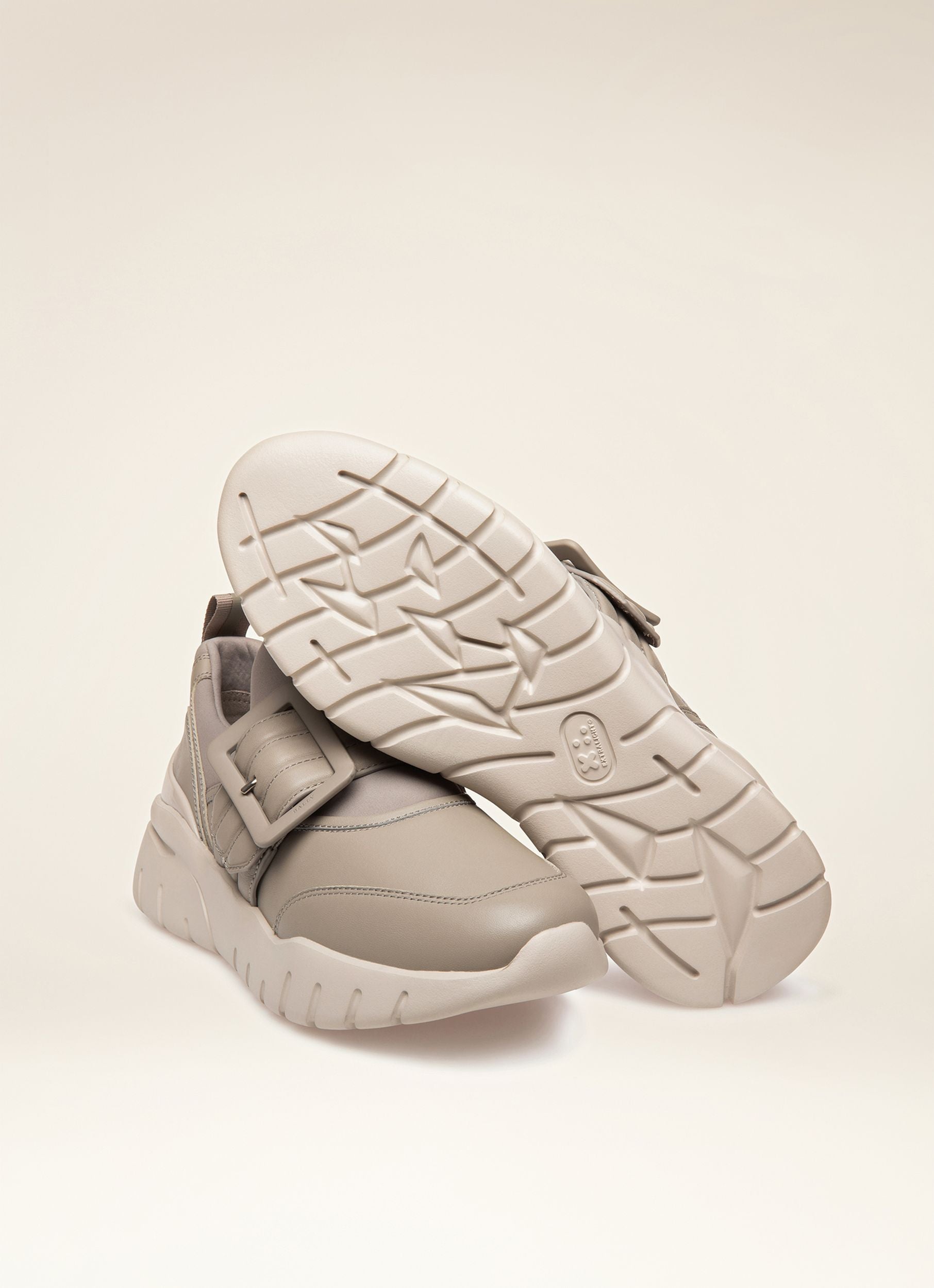 Brinelle Sneaker Aus Steingrauem Leder - Damen - Bally - 07