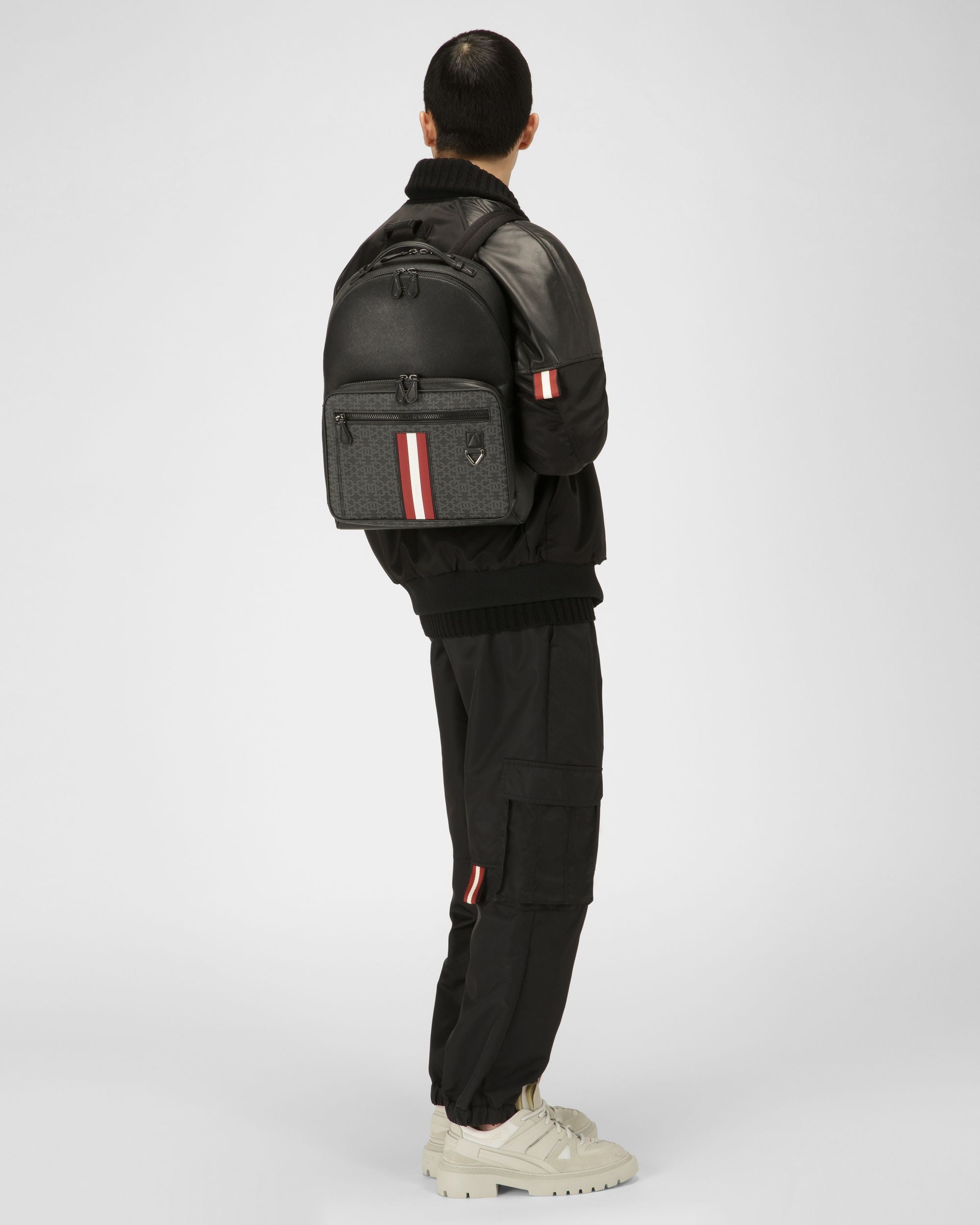 Mavrick Rucksack Aus Recyceltem Leder In Schwarz - Herren - Bally - 06