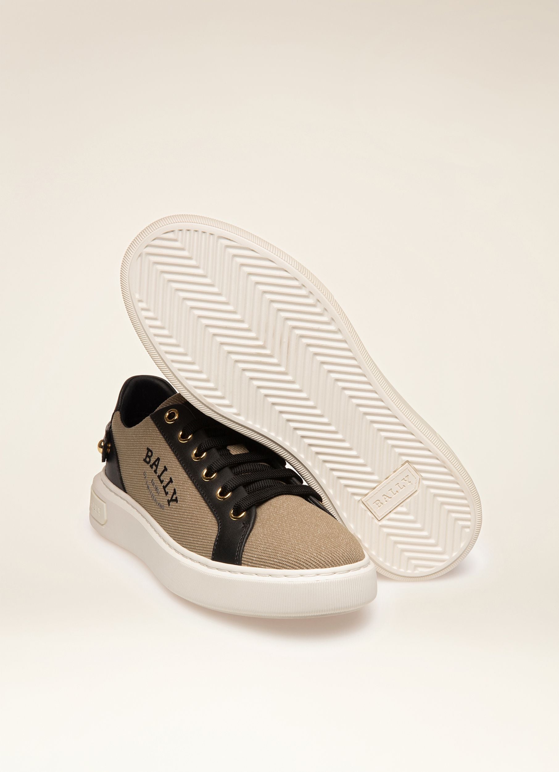 Malya Sneaker Aus Schwarzem Und Sandfarbenem Stoff Und Leder - Damen - Bally - 07