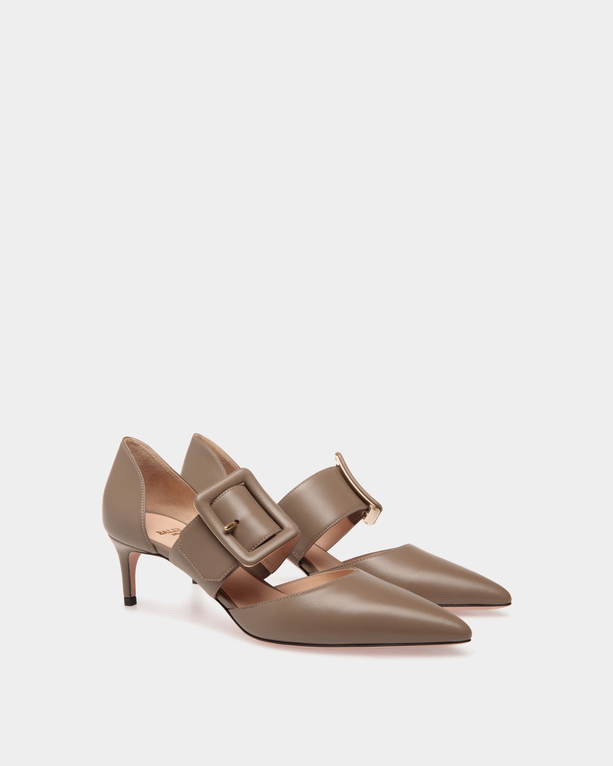Jessye Pumps Aus Taupefarbenem Leder - Damen - Bally - 02