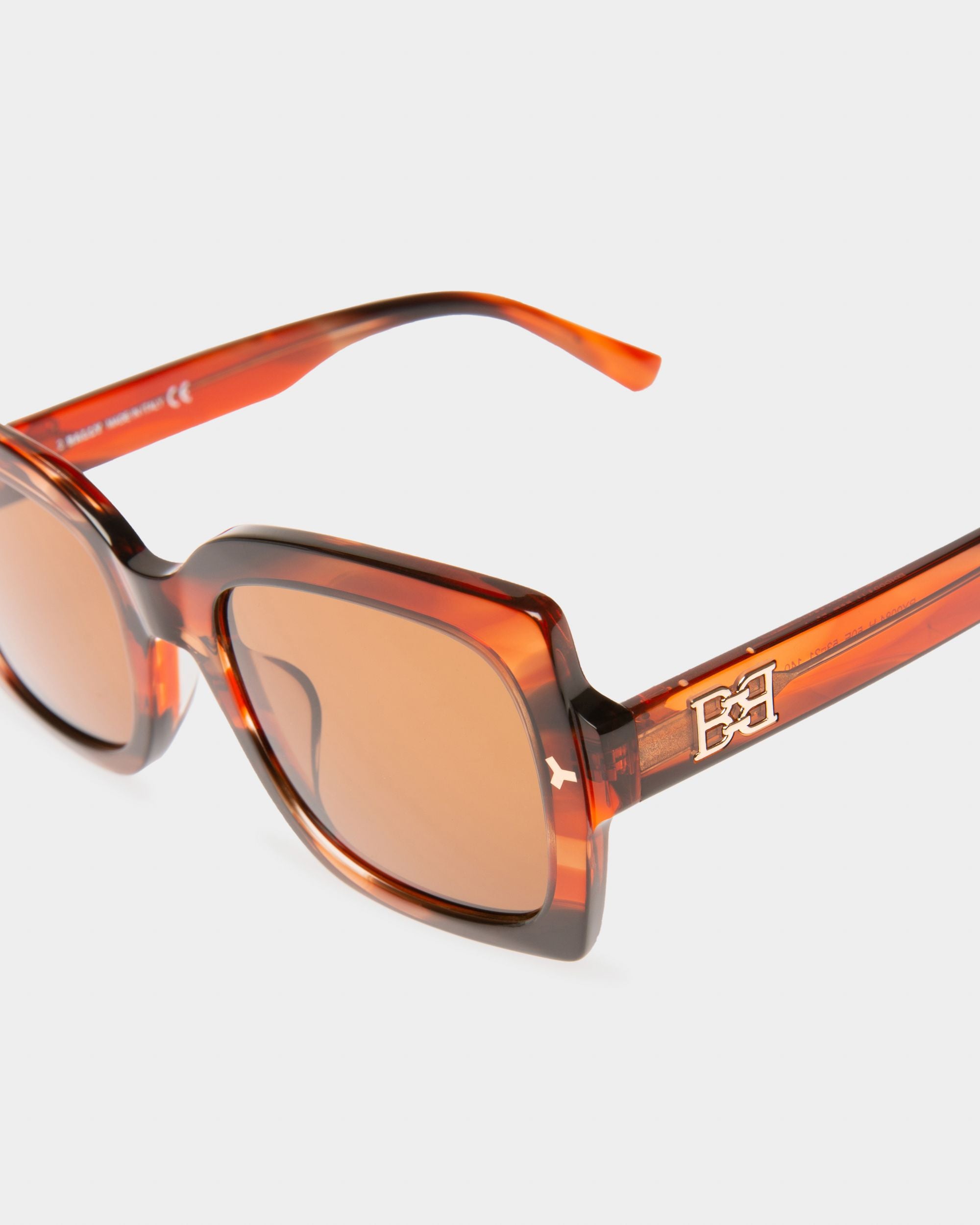 Aubrey Sonnenbrille Aus Burgunderrotem Acetat Mit Farbverlauf Und Braunen Gläsern - Damen - Bally - 02