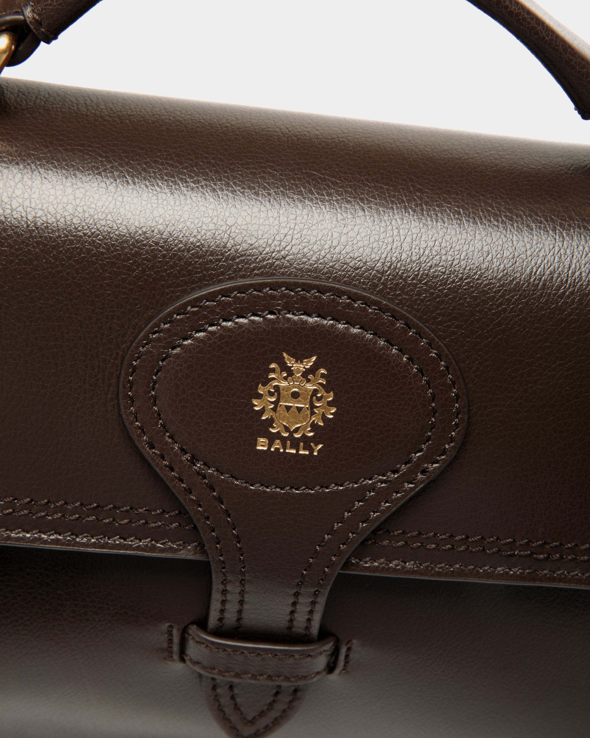 Beckett Umhängetasche Aus Leder In Ebenholzschwarz - Herren - Bally - 05