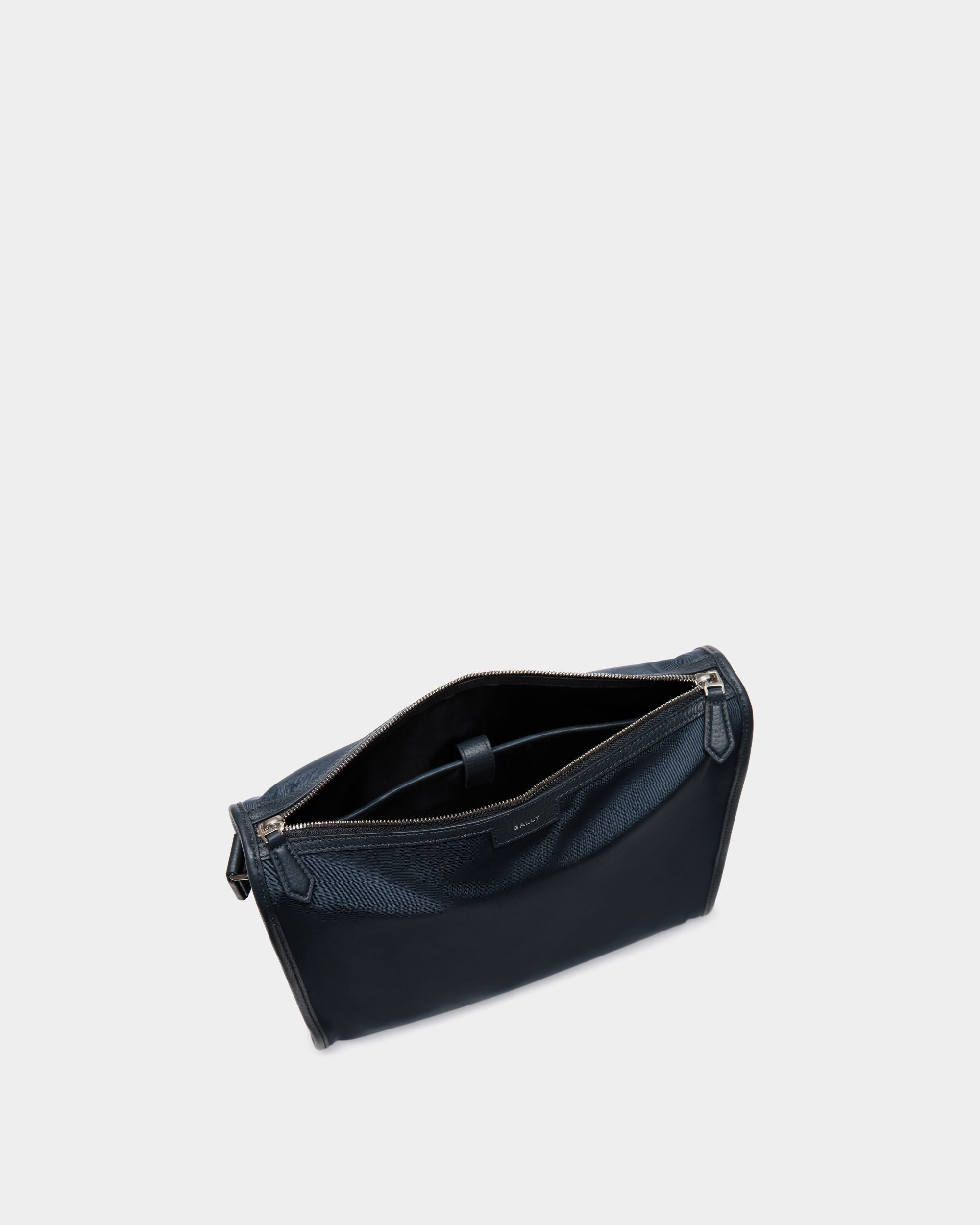 Code Umhängetasche Aus Nylon In Navy Blue - Herren - Bally - 04