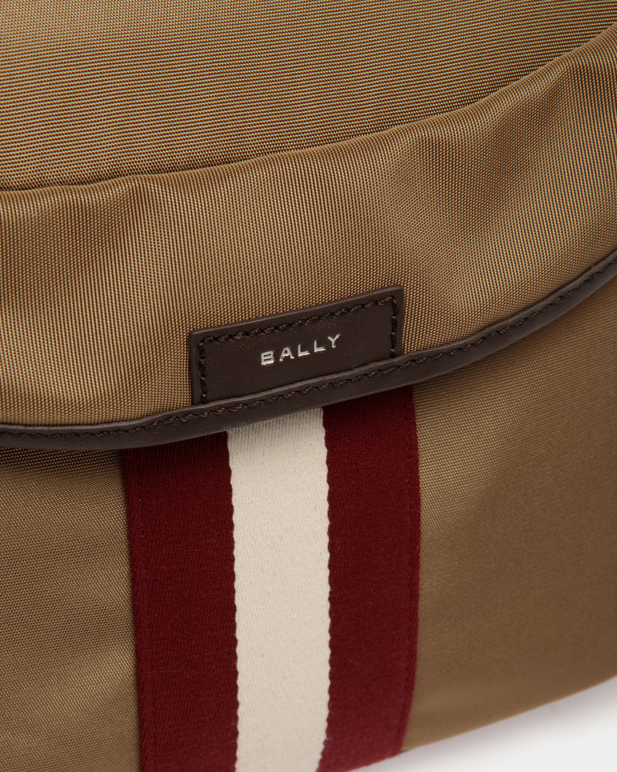 Code Umhängetasche Aus Nylon In Camel - Herren - Bally - 04