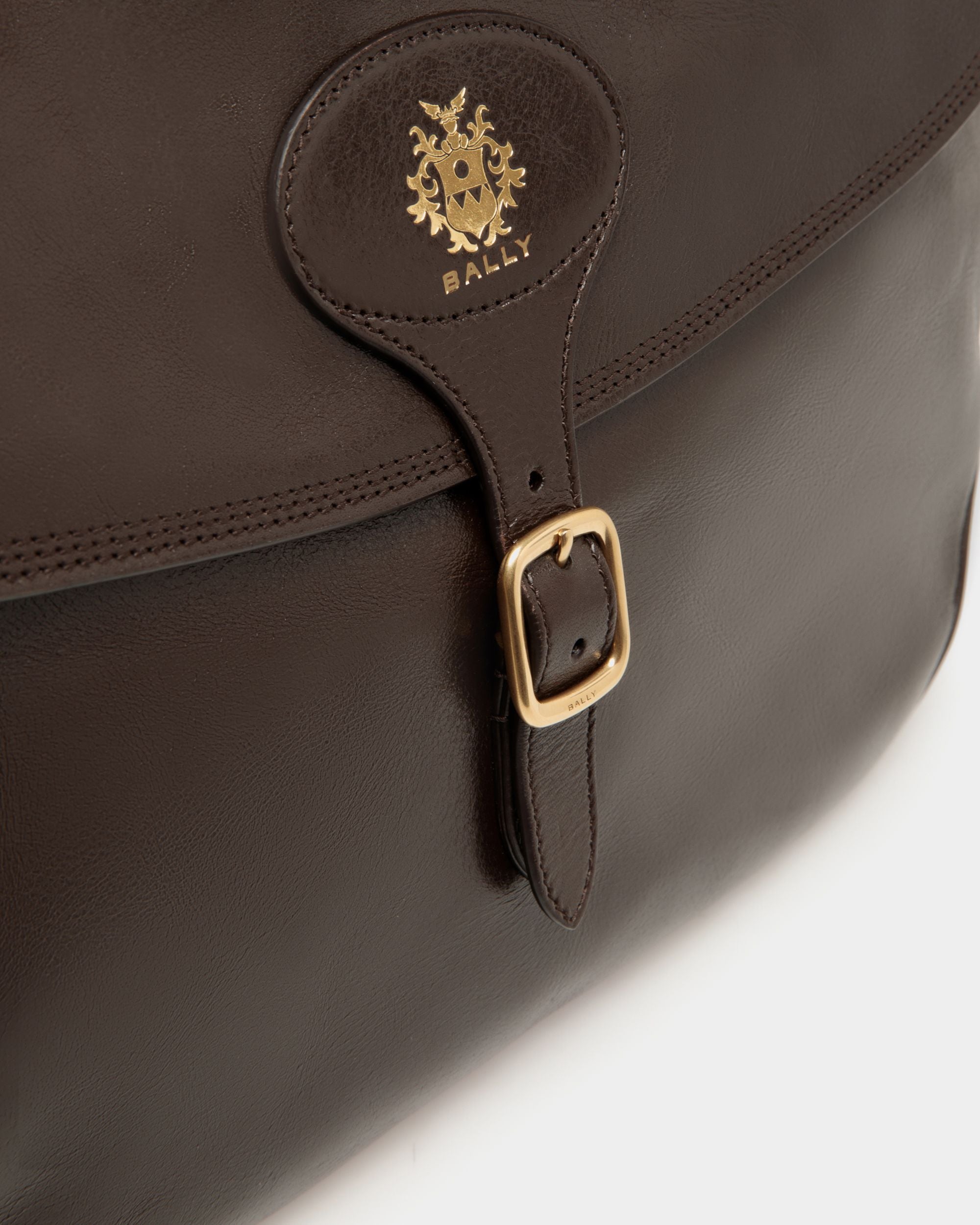 Beckett Umhängetasche Aus Leder In Ebenholzschwarz - Herren - Bally - 04