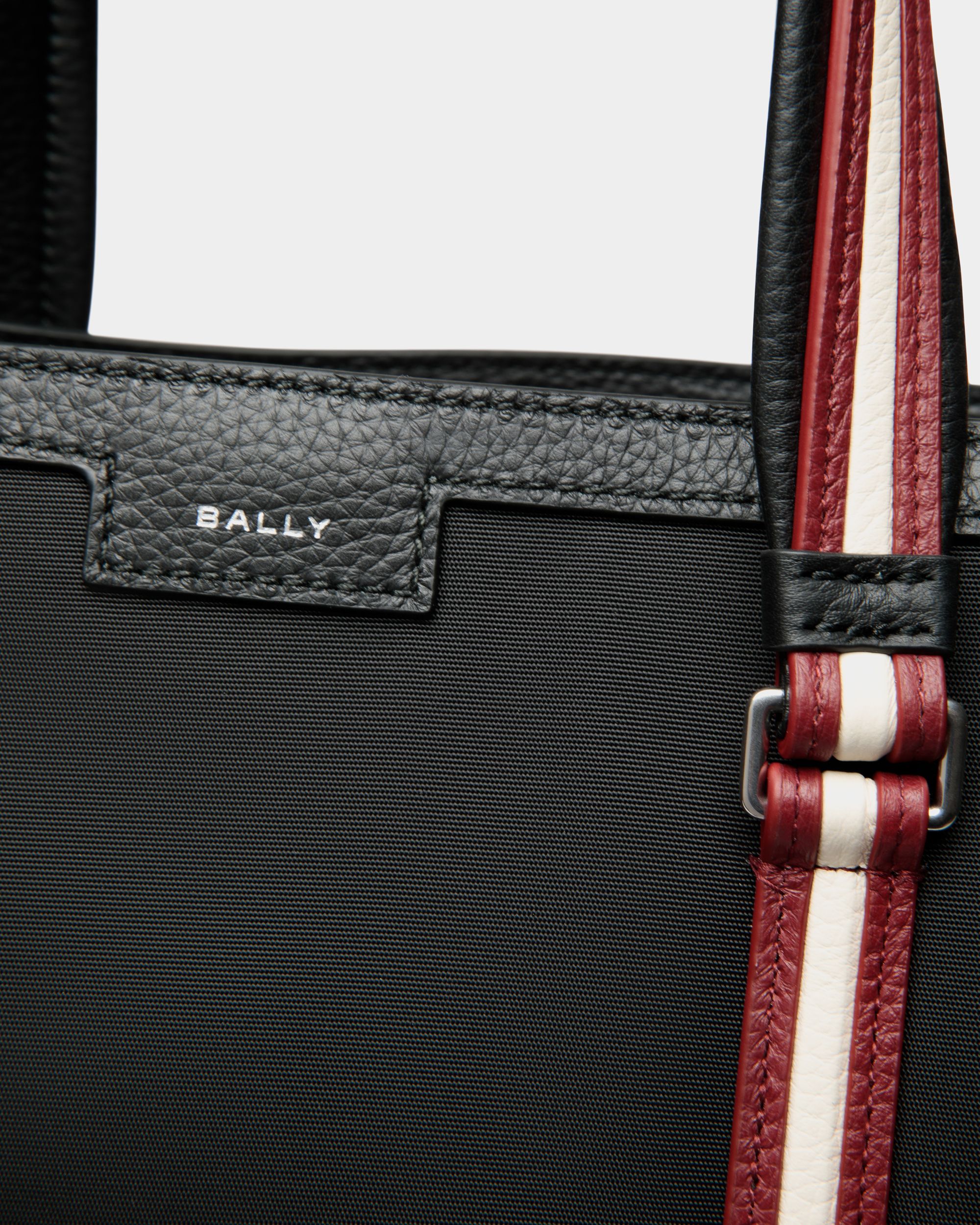Code Tragetasche Aus Schwarzem Nylon - Herren - Bally - 05