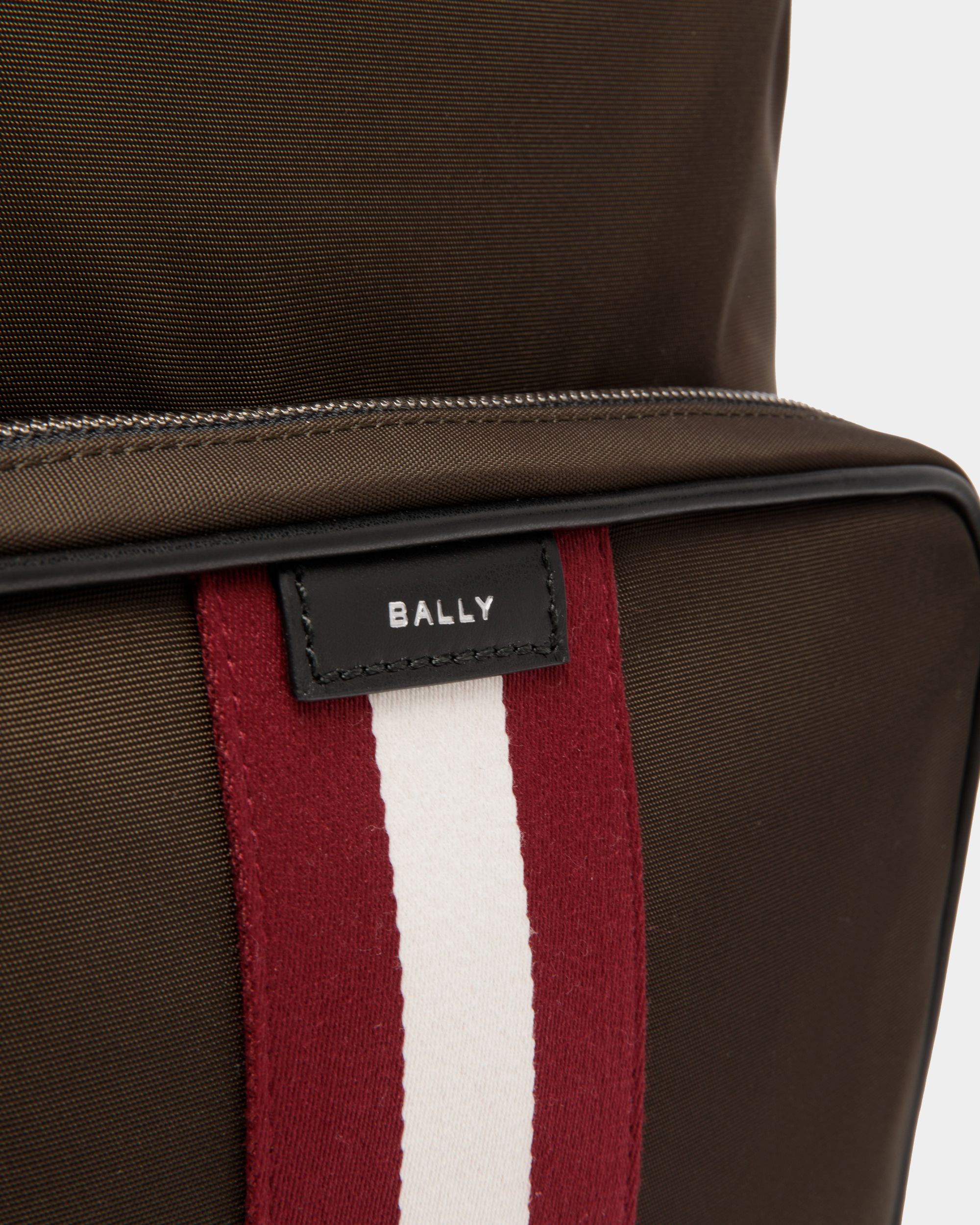 Code Rucksack Aus Nylon In Military Green - Herren - Bally - 04