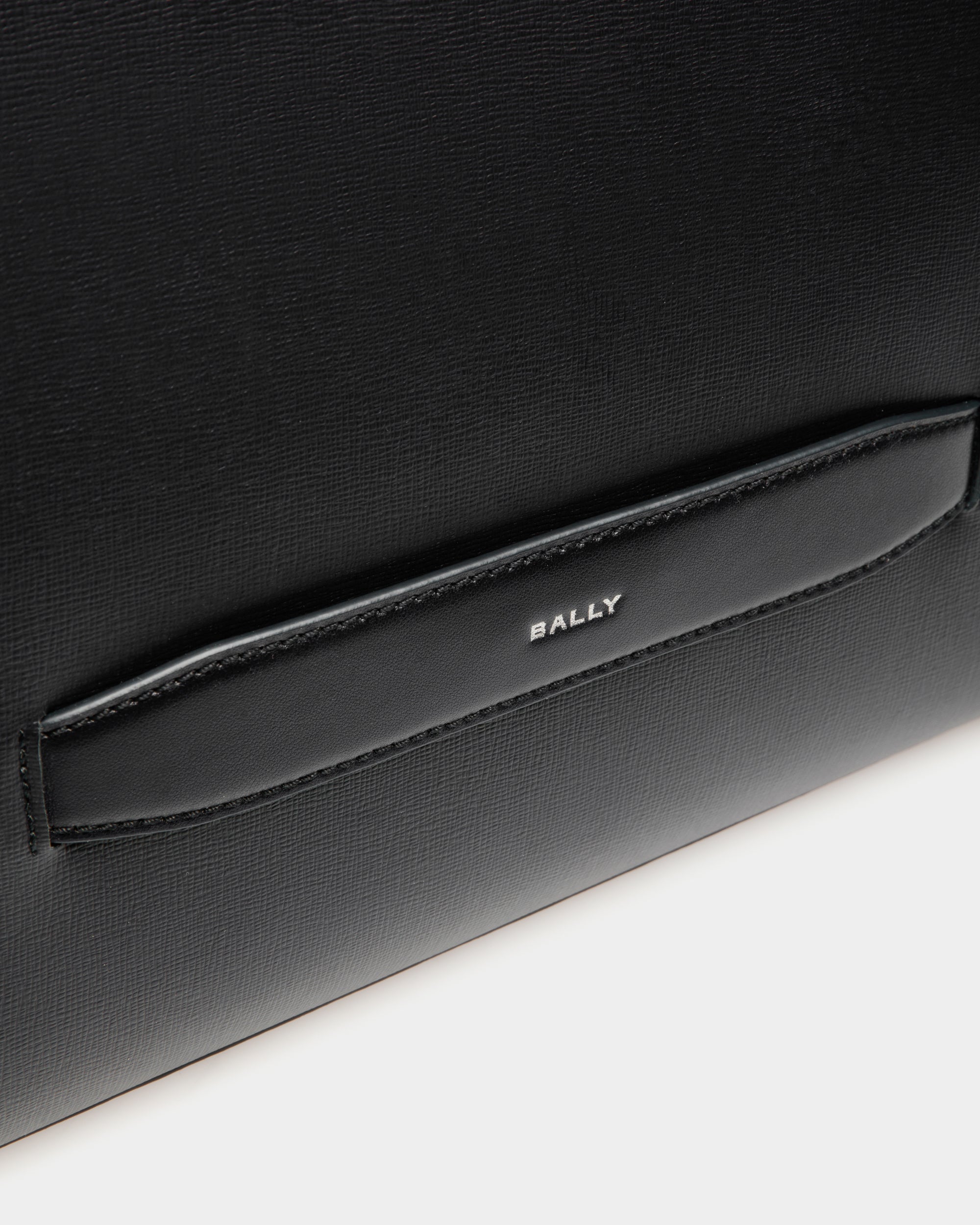 Mythos Pochette Aus Recyceltem Leder In Schwarz - Herren - Bally - 05