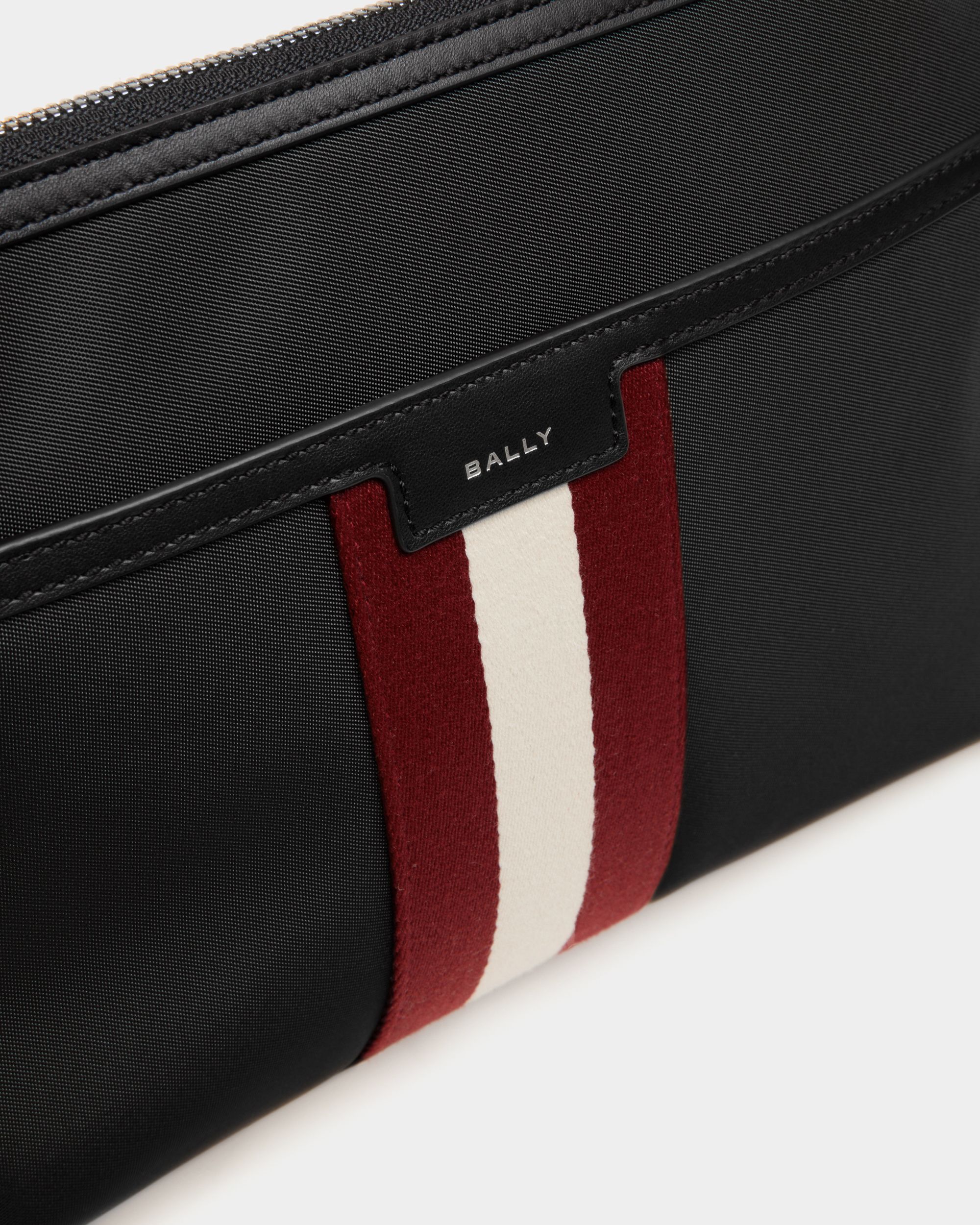 Pochette Code Aus Nylon In Schwarz - Herren - Bally - 05