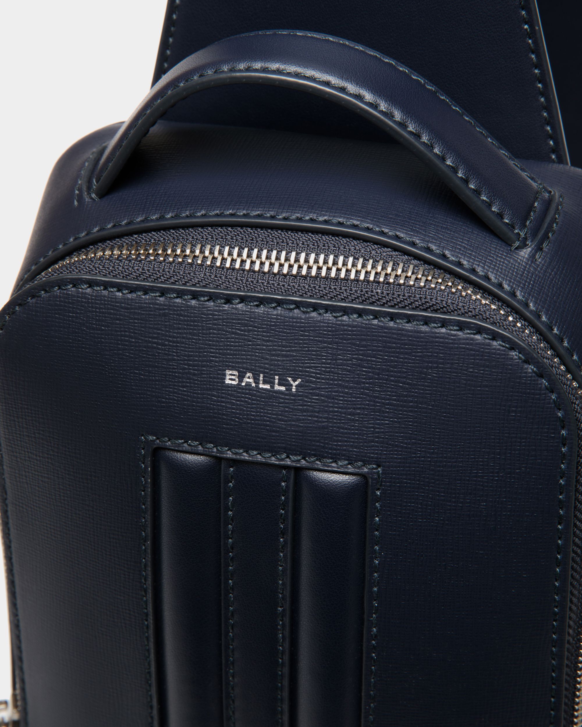 Mythos Rucksack Aus Recyceltem Leder In Navy Blue - Herren - Bally - 05