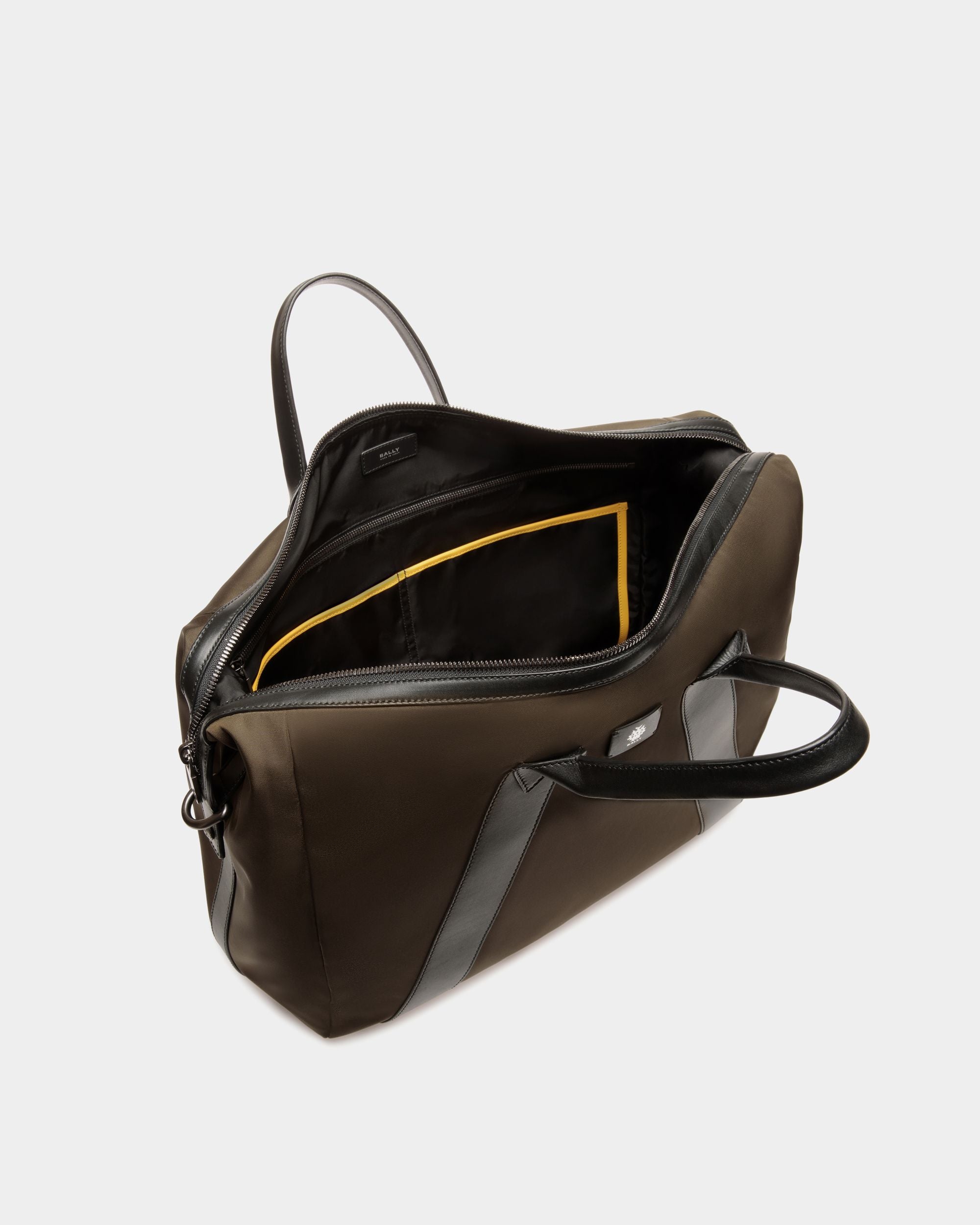 Weekender Aus Nylon In Military Green Und Schwarz Aus Der Adrien Brody Travel-Kollektion - Herren - Bally - 05