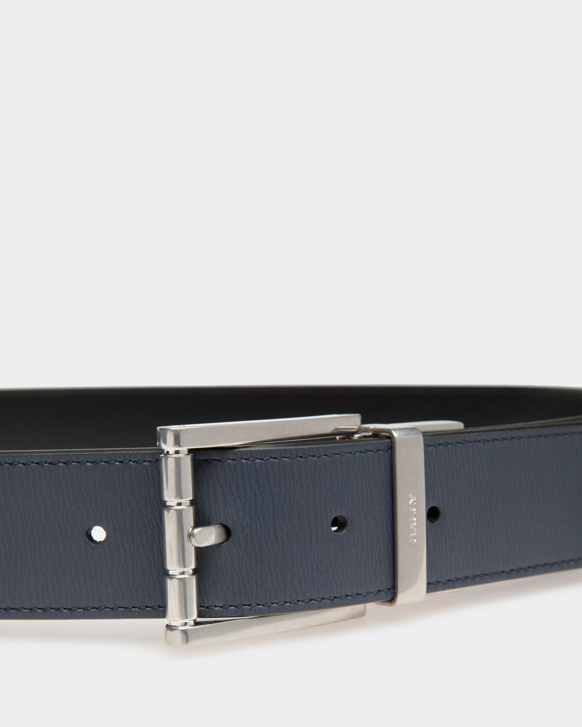 Anzuggürtel Aus Mitternachtsblauem Leder - Herren - Bally - 03