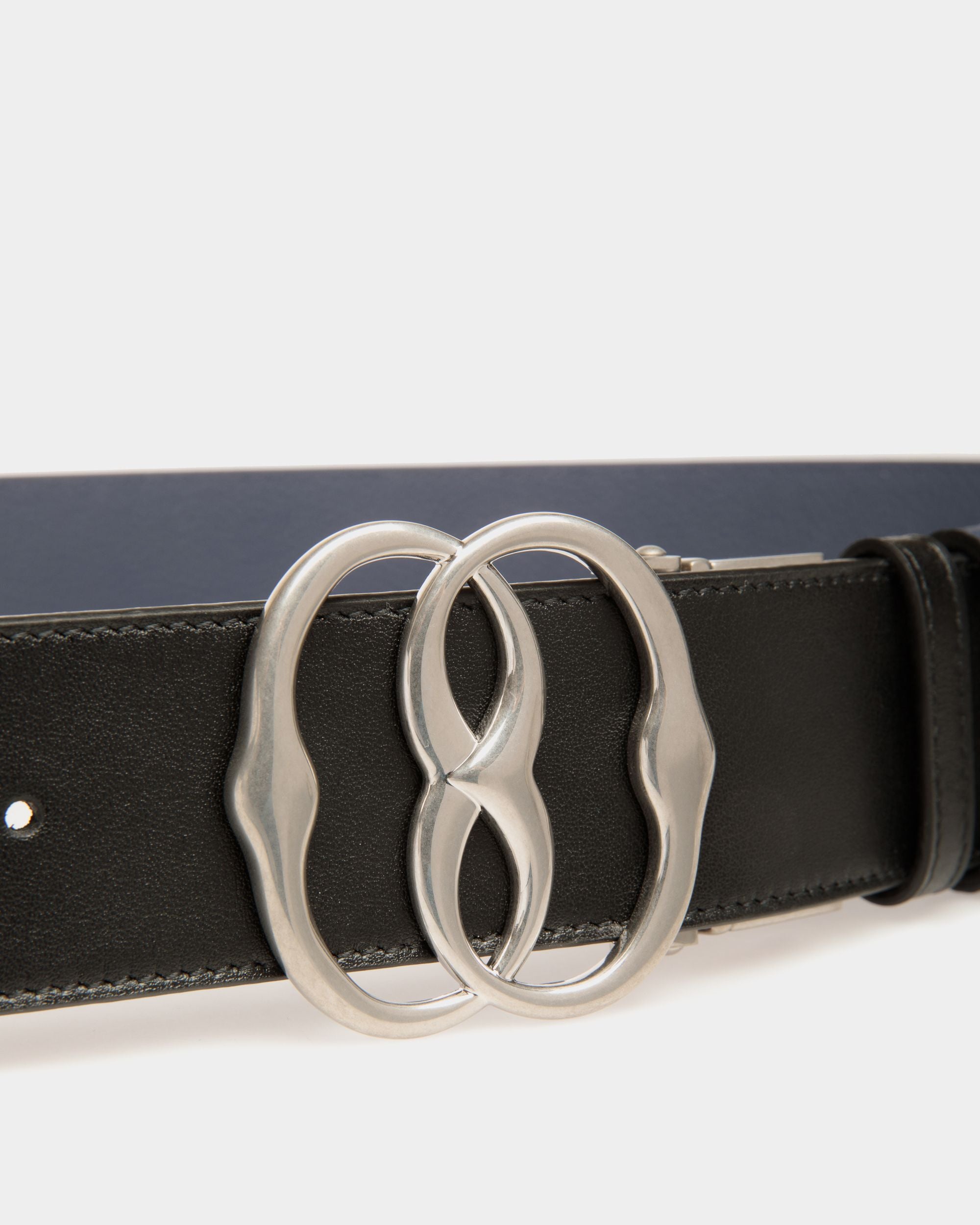 Emblem 40 mm Verstellbarer Wendegürtel Aus Leder In Navy Blue Und Schwarz - Herren - Bally - 03