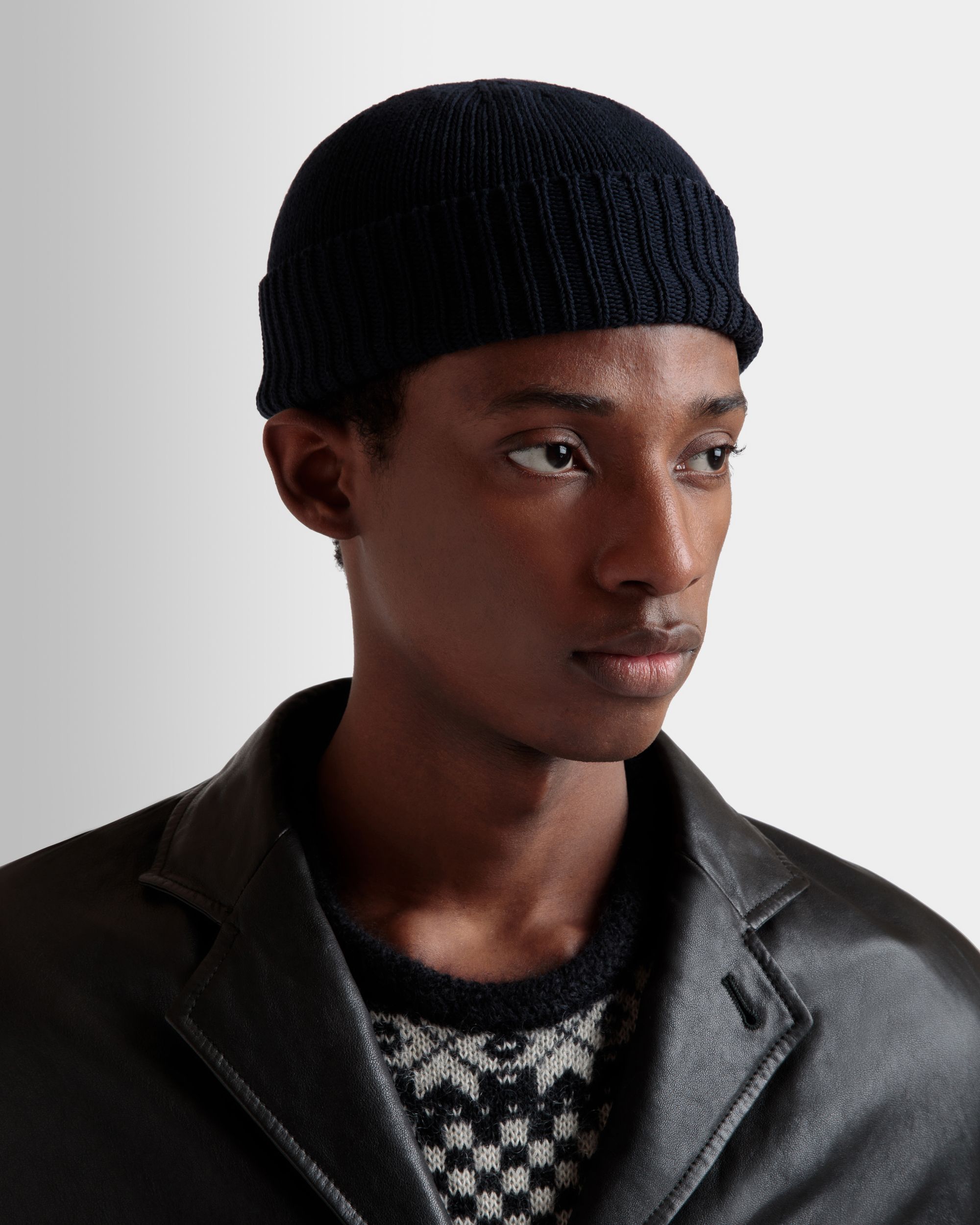 Beanie Aus Kaschmir In Navy Blue - Herren - Bally - 02