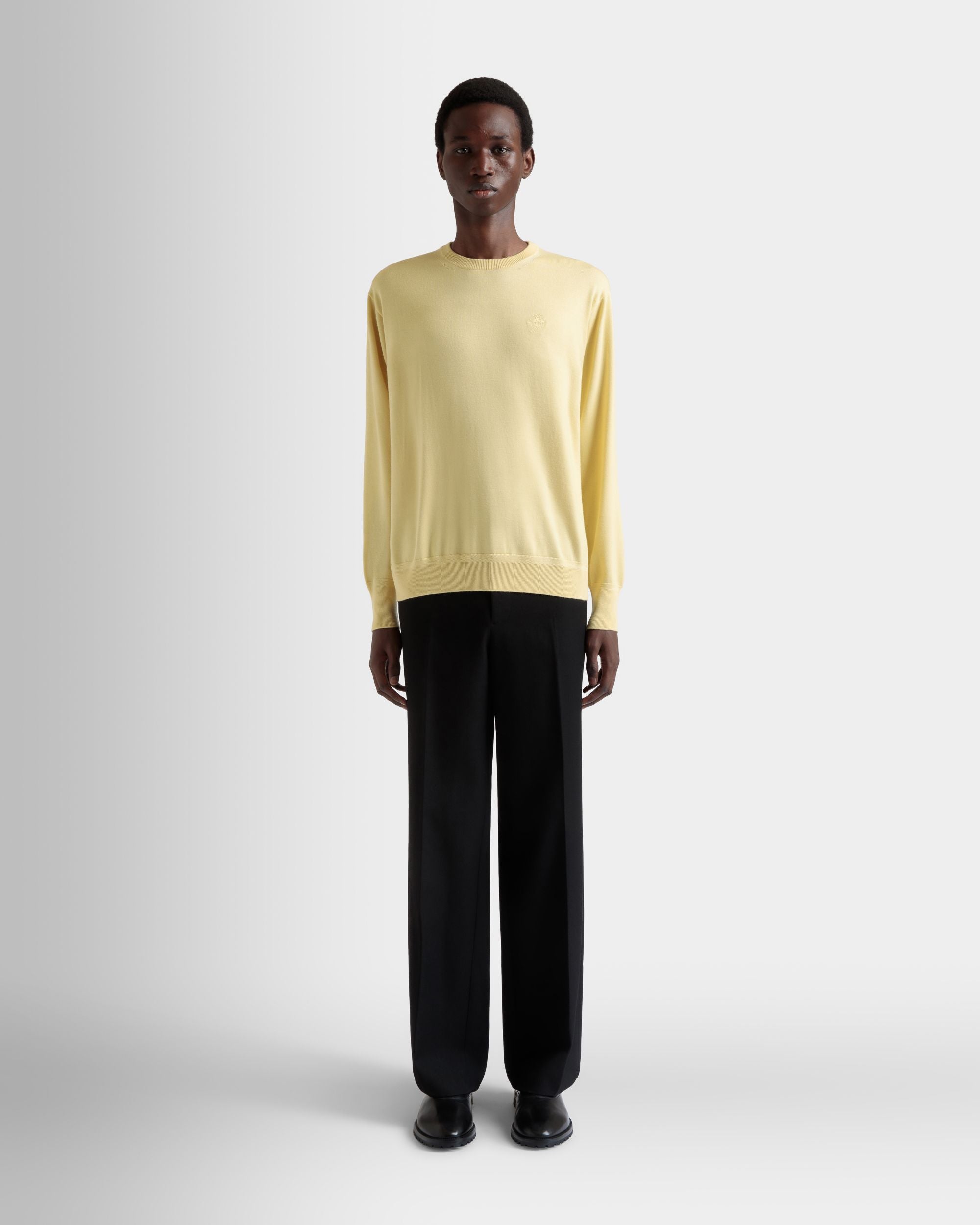 Pullover Mit Rundhalsausschnitt Aus Einer Woll-Kaschmir-Mischung In Dusty Yellow - Herren - Bally - 02