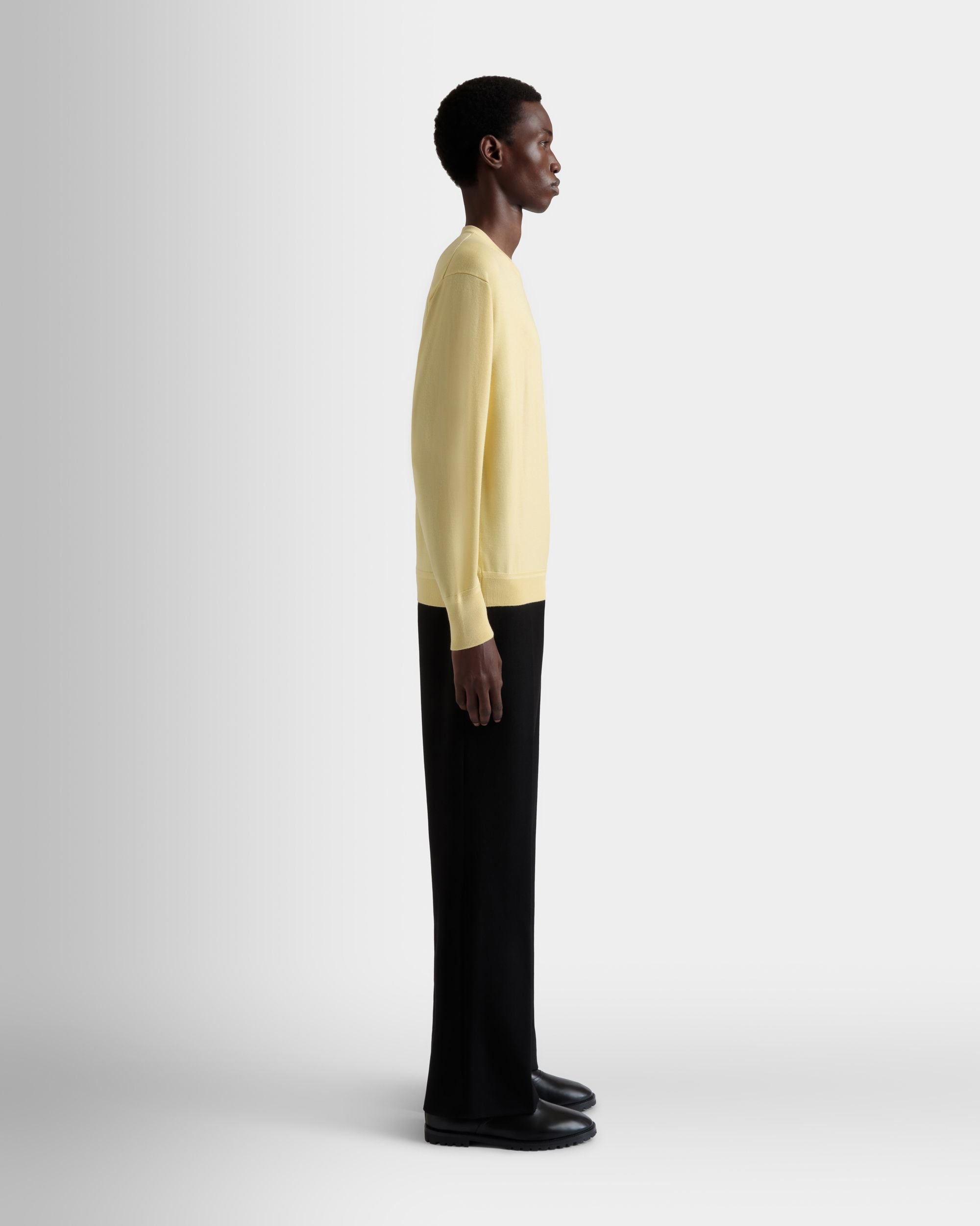 Pullover Mit Rundhalsausschnitt Aus Einer Woll-Kaschmir-Mischung In Dusty Yellow - Herren - Bally - 03