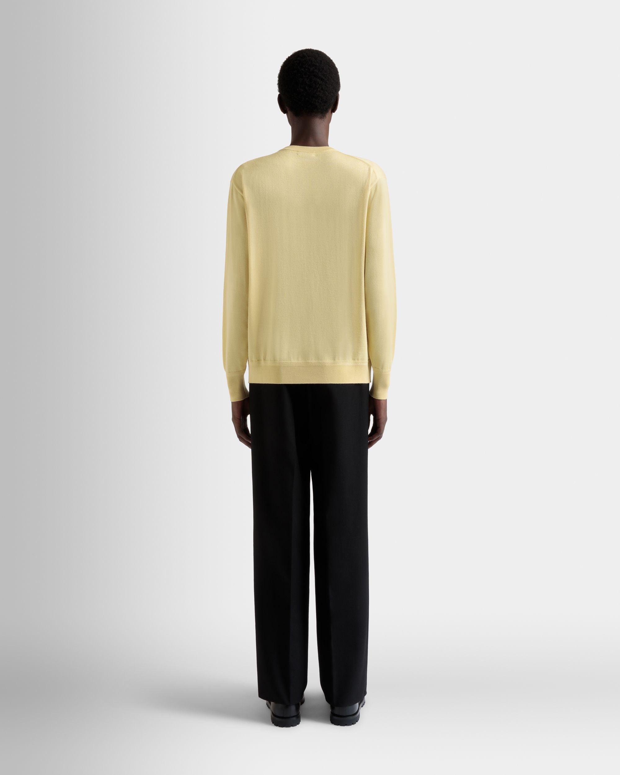 Pullover Mit Rundhalsausschnitt Aus Einer Woll-Kaschmir-Mischung In Dusty Yellow - Herren - Bally - 04