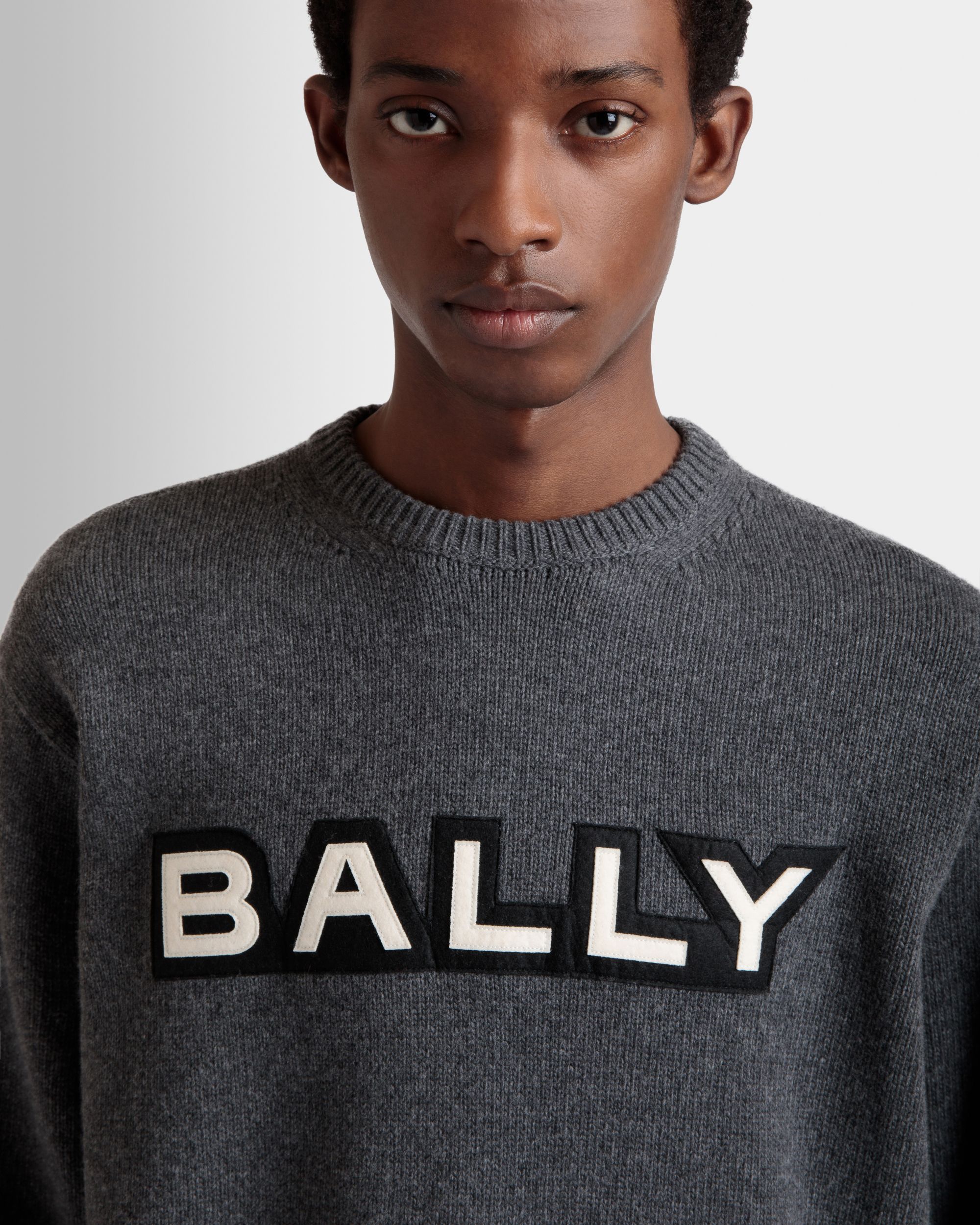 Rundhalspullover Aus Wolle In Dunkelgrau Mit Logo - Herren - Bally - 04