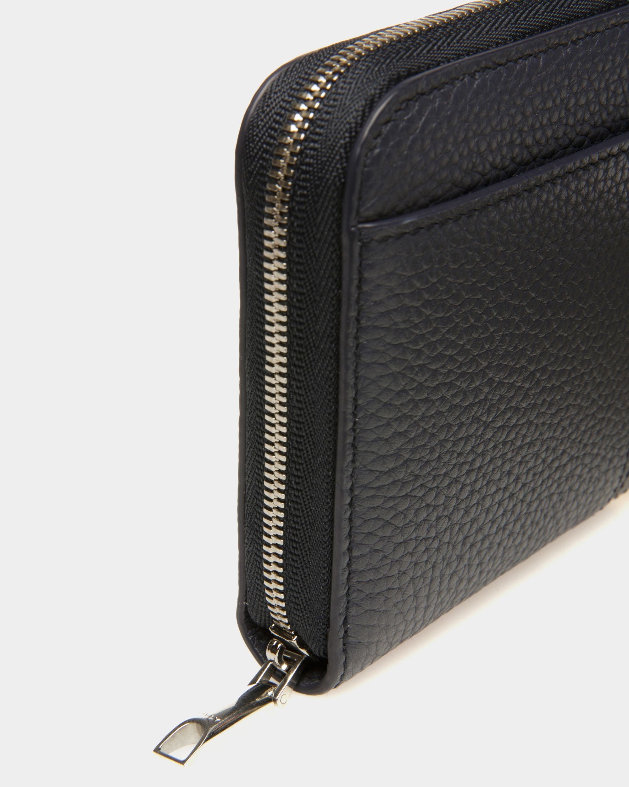 Ribbon Geldbörse mit umlaufendem Reißverschluss Aus mitternachtsblauem Leder - Herren - Bally - 04