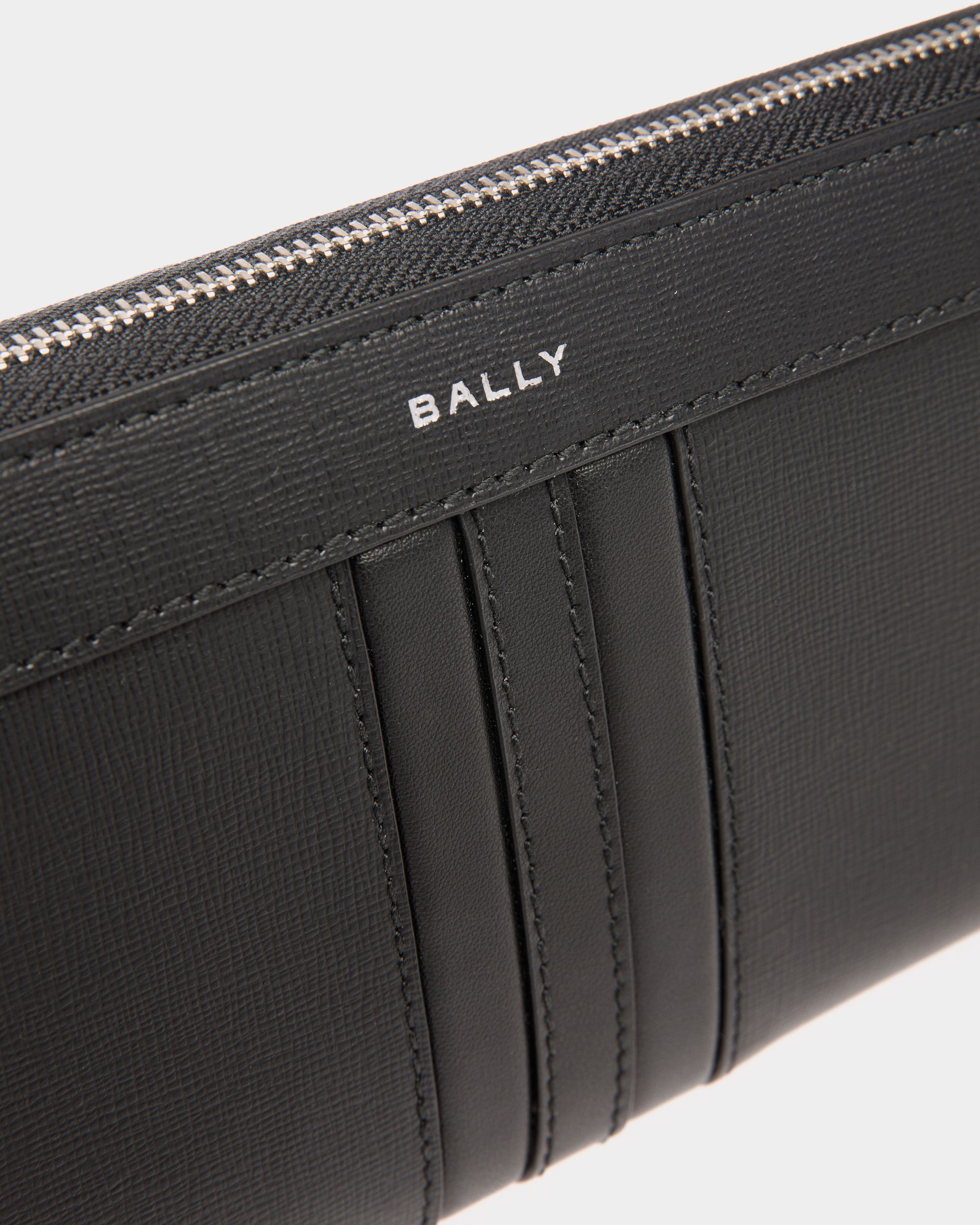 Mythos Geldbörse Mit Umlaufendem Reißverschluss Aus Recyceltem Leder In Schwarz - Herren - Bally - 04