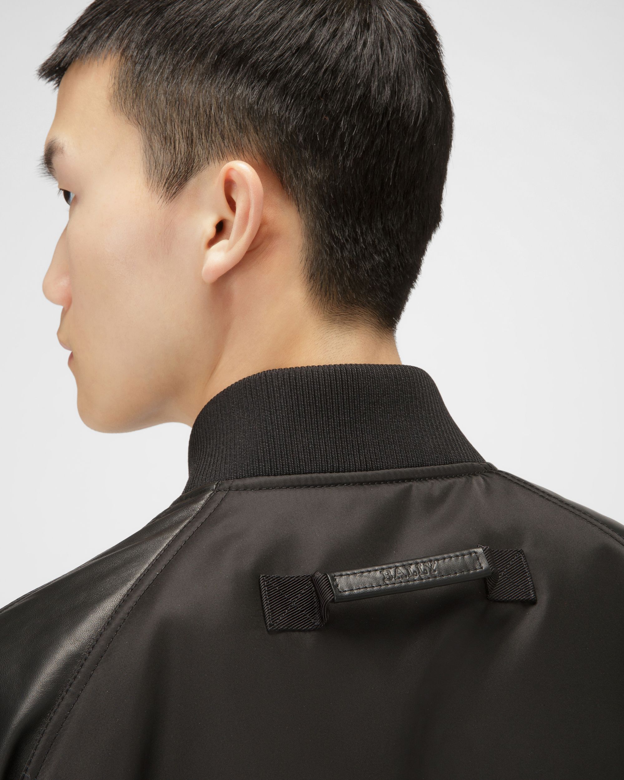 Bomberjacke Aus Recyceltem Schwarzem Nylon - Herren - Bally - 05
