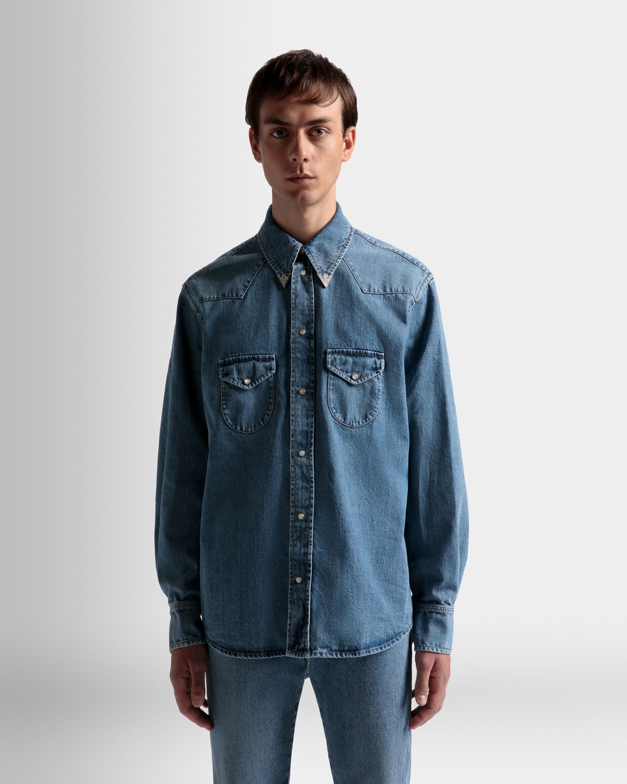 Geknöpfte Jacke Aus Hellblauem Denim - Herren - Bally - 03