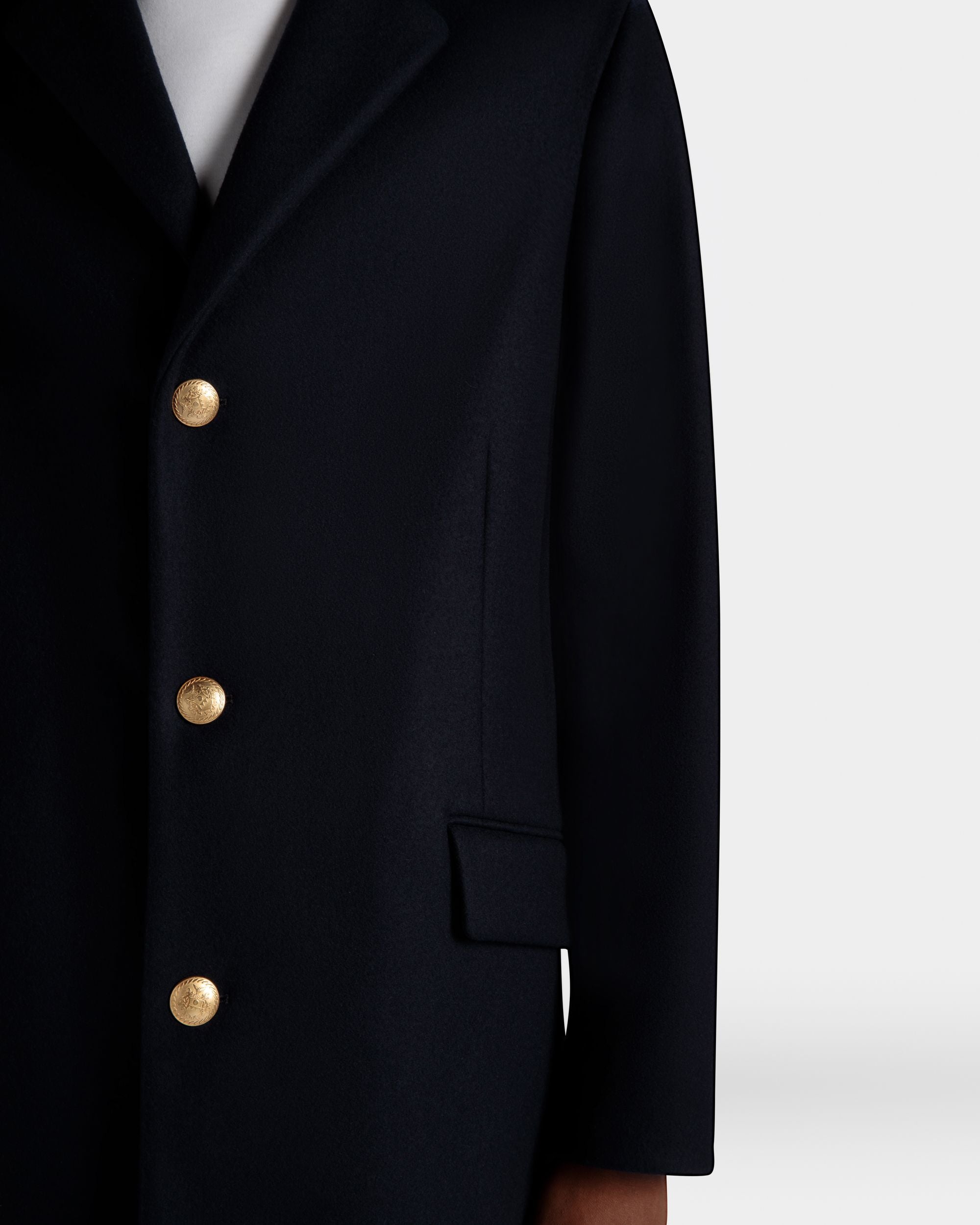 Einreihiger Mantel Aus Einer Wollmischung In Navy Blue Aus Der Adrien Brody Travel-Kollektion - Herren - Bally - 04