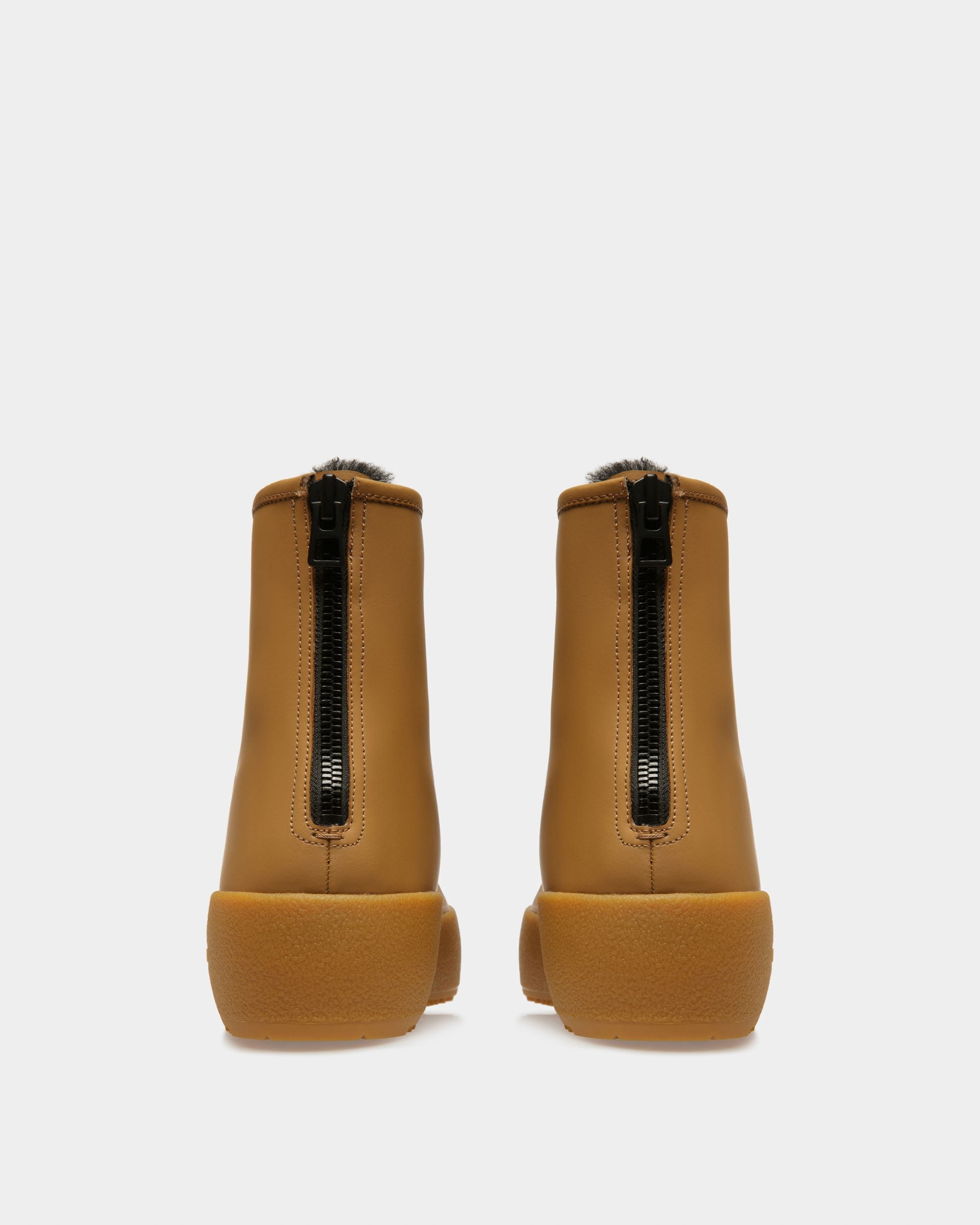 Stiefelette Aus Gummiertem Leder In Camel Aus Der Curling Kollektion - Herren - Bally - 03