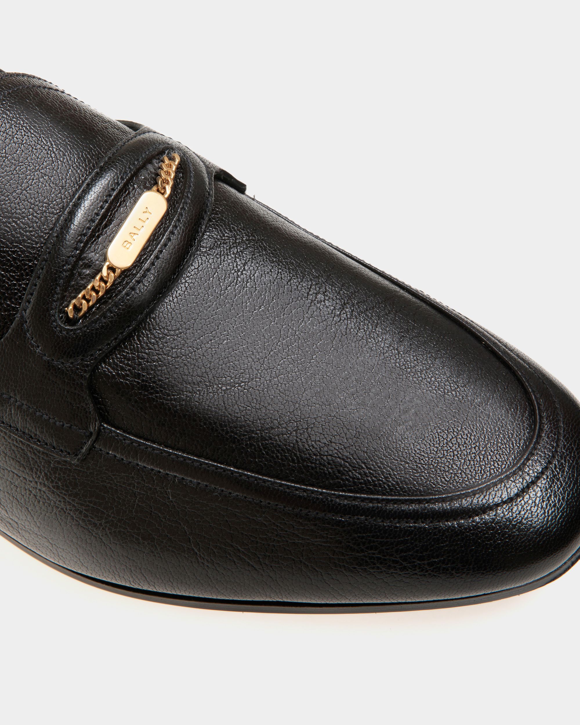 Plume Loafer Aus Genarbtem Leder In Schwarz - Herren - Bally - 04