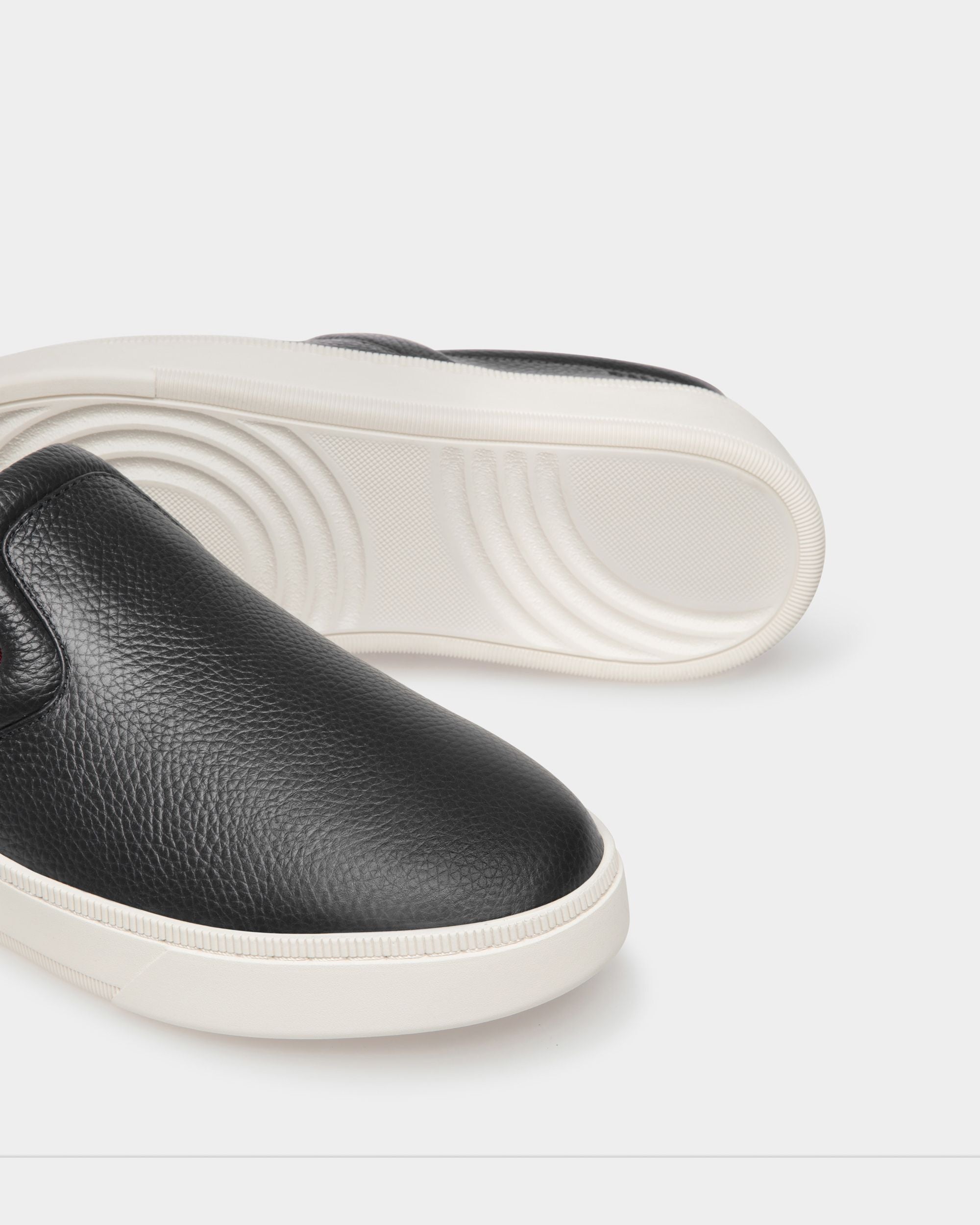 Raise Schlupf-Sneaker Aus Genarbtem Leder In Schwarz - Herren - Bally - 04
