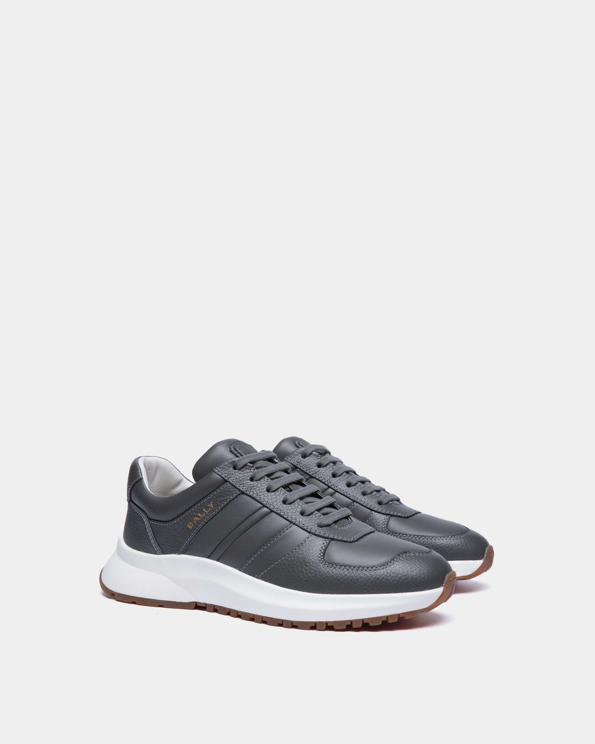 Outline Sneaker Aus Genarbtem Leder In Grau - Herren - Bally - 02