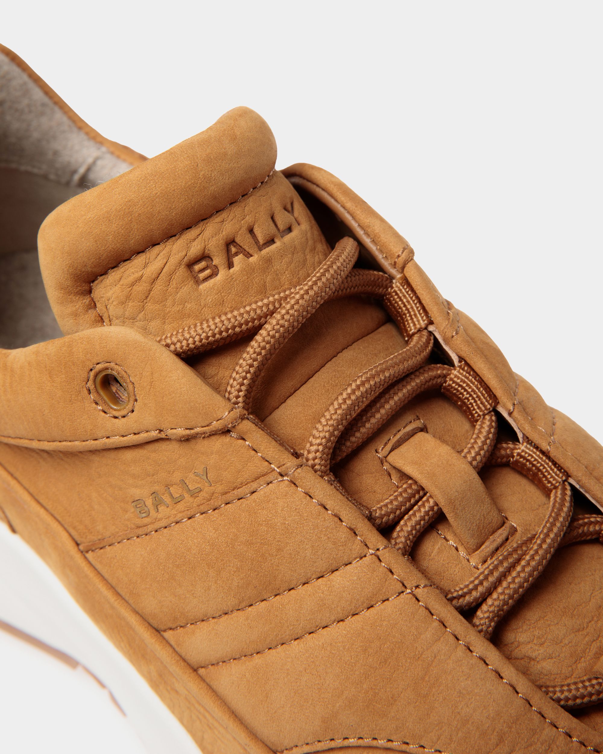 Outline Sneaker Aus Nubukleder In Braun - Herren - Bally - 05