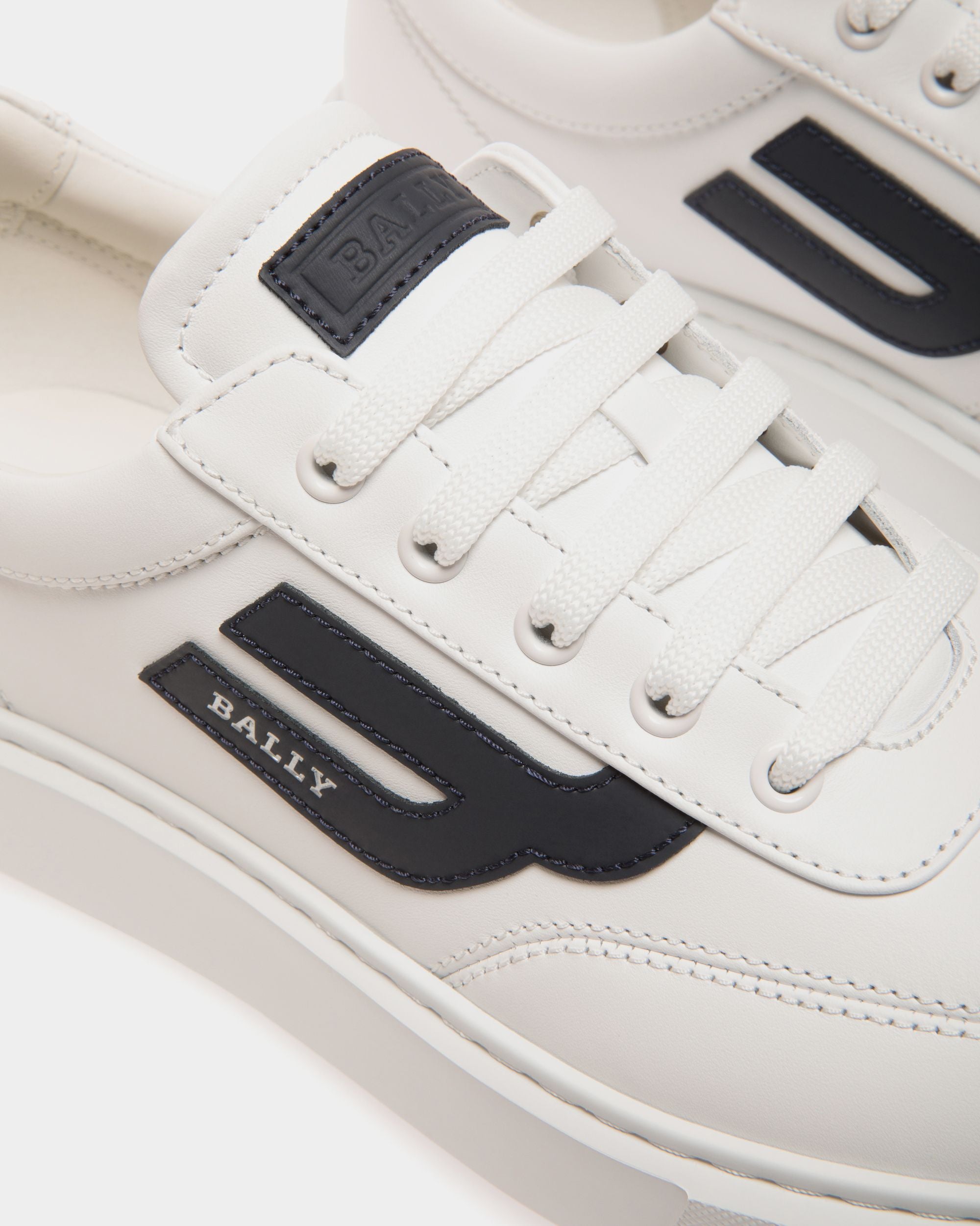 Sneaker In Grey  Leather - Herren - Bally - 05