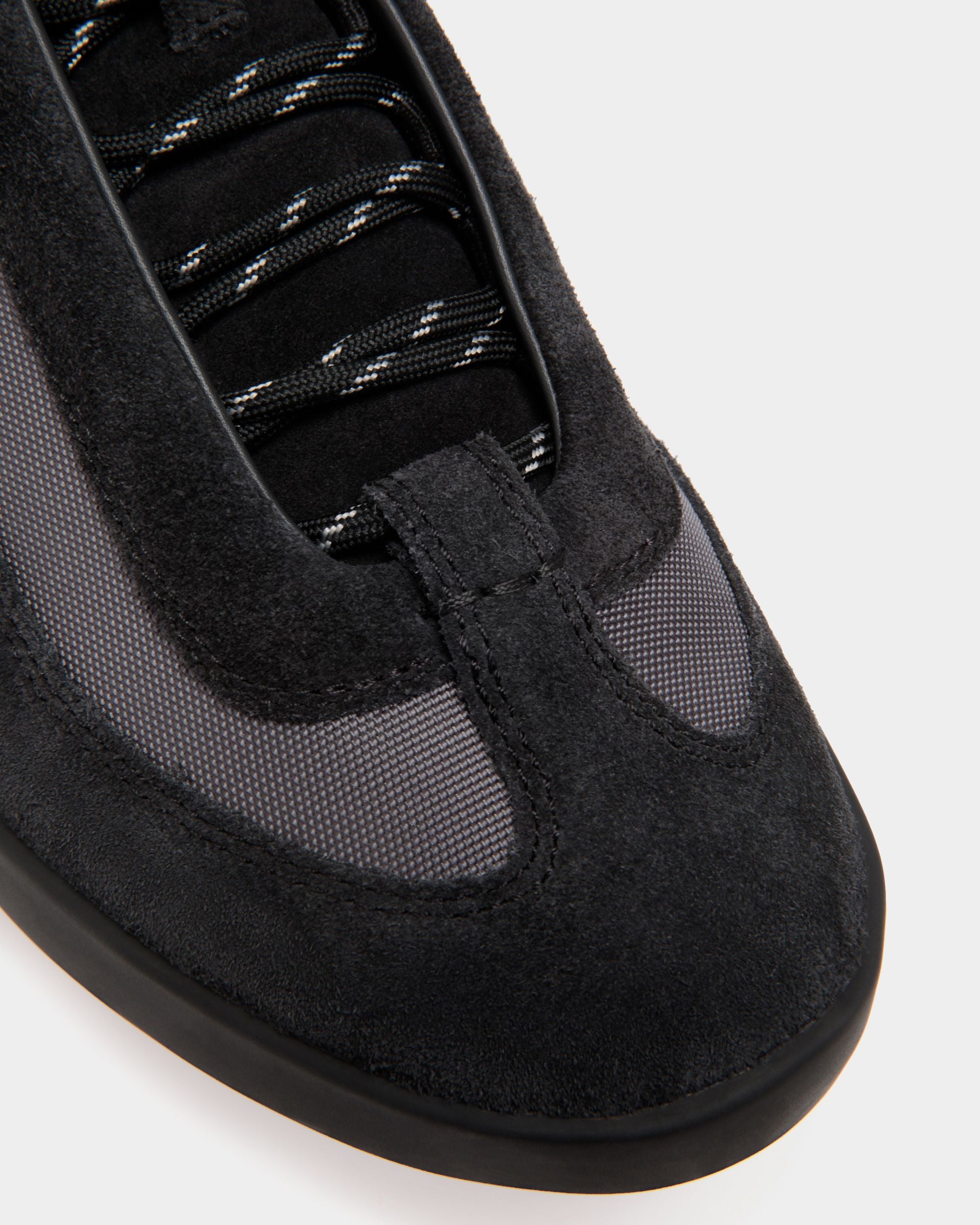 Manto Runner Sneaker Aus Schwarzem Veloursleder Und Nylon - Herren - Bally - 05