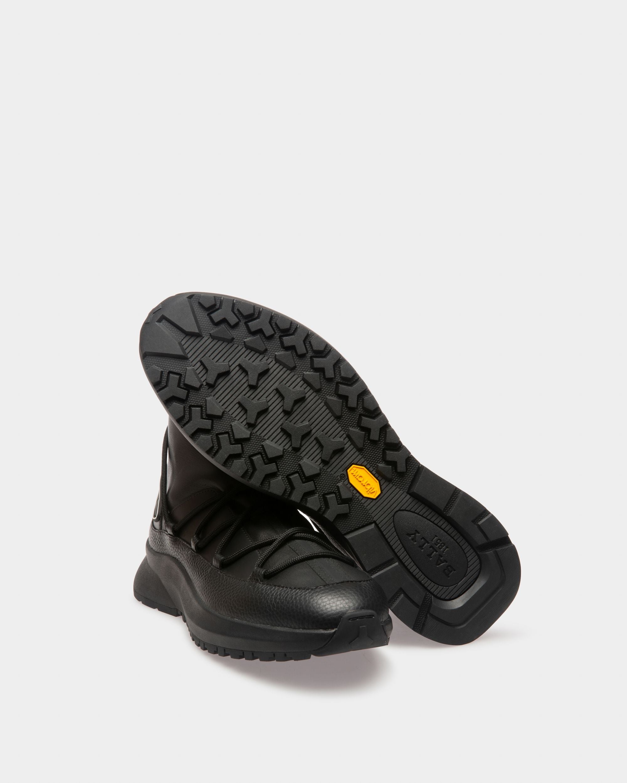 Denwer Sneaker Aus Schwarzem Stoff Und Leder - Herren - Bally - 05