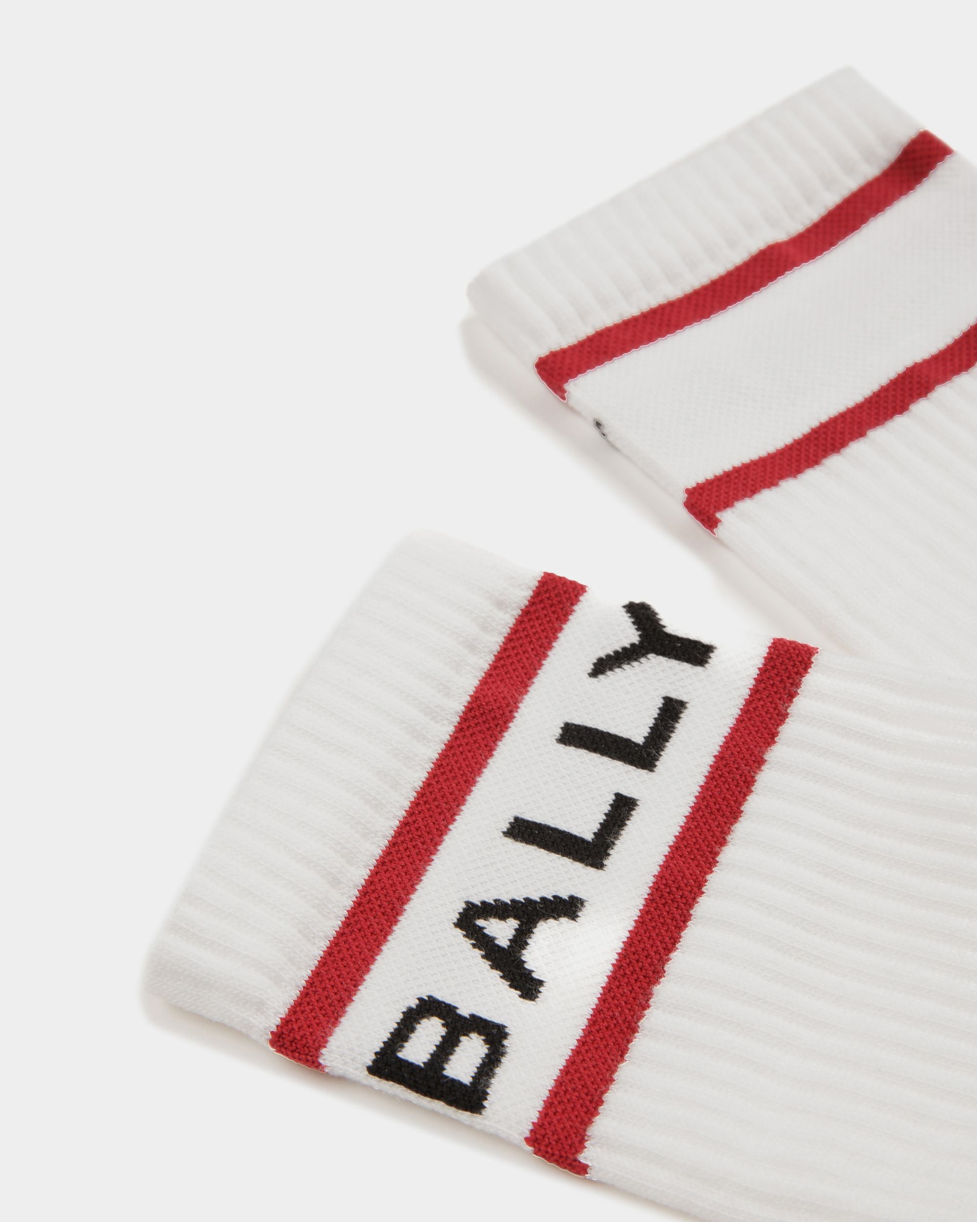 Bally Stripe Socken In Weiß und Tiefrubinrot - Herren - Bally - 02