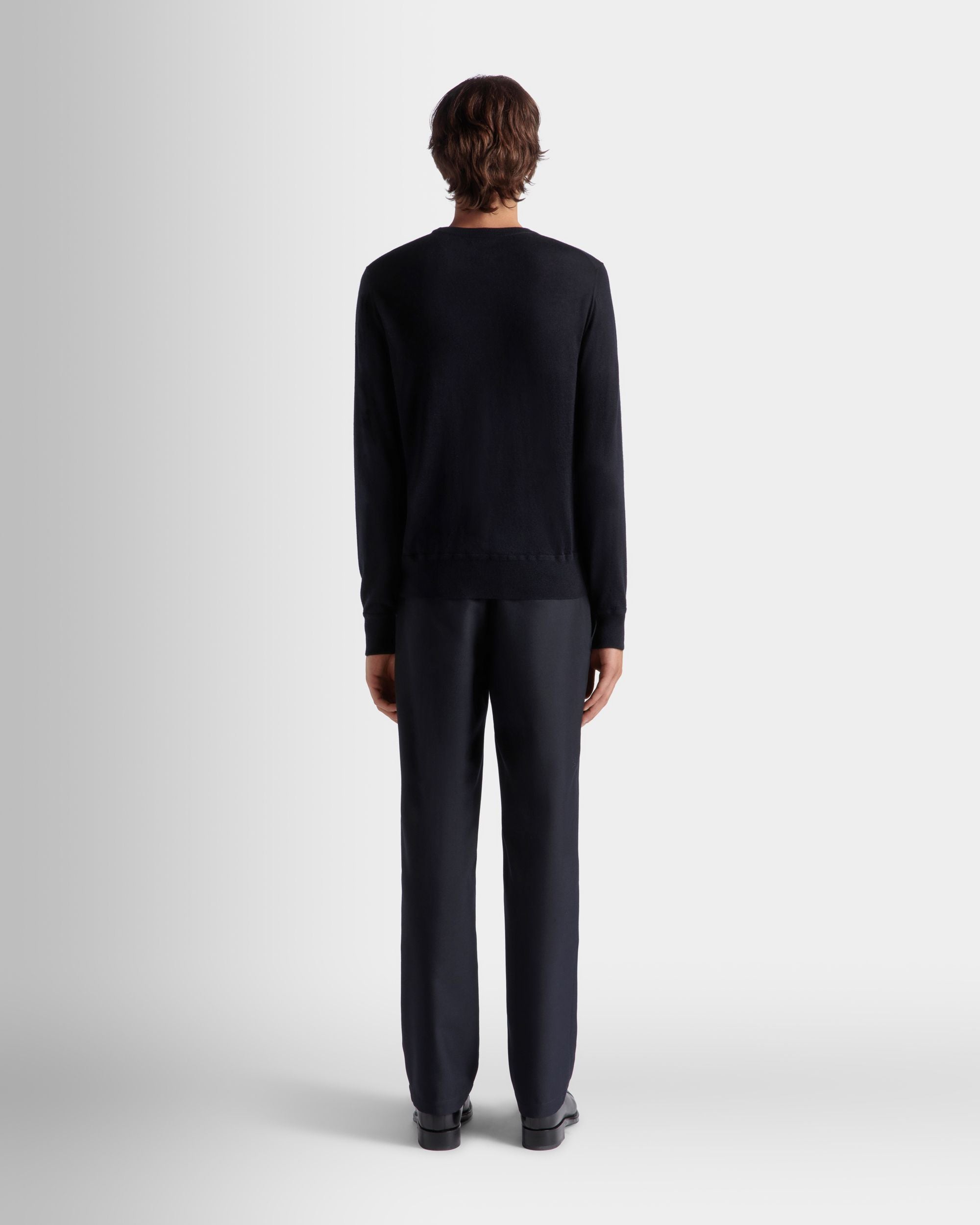 Chino-Hose Aus Einer Wollmischung In Navy Blue Aus Der Adrien Brody Travel-Kollektion - Herren - Bally - 08