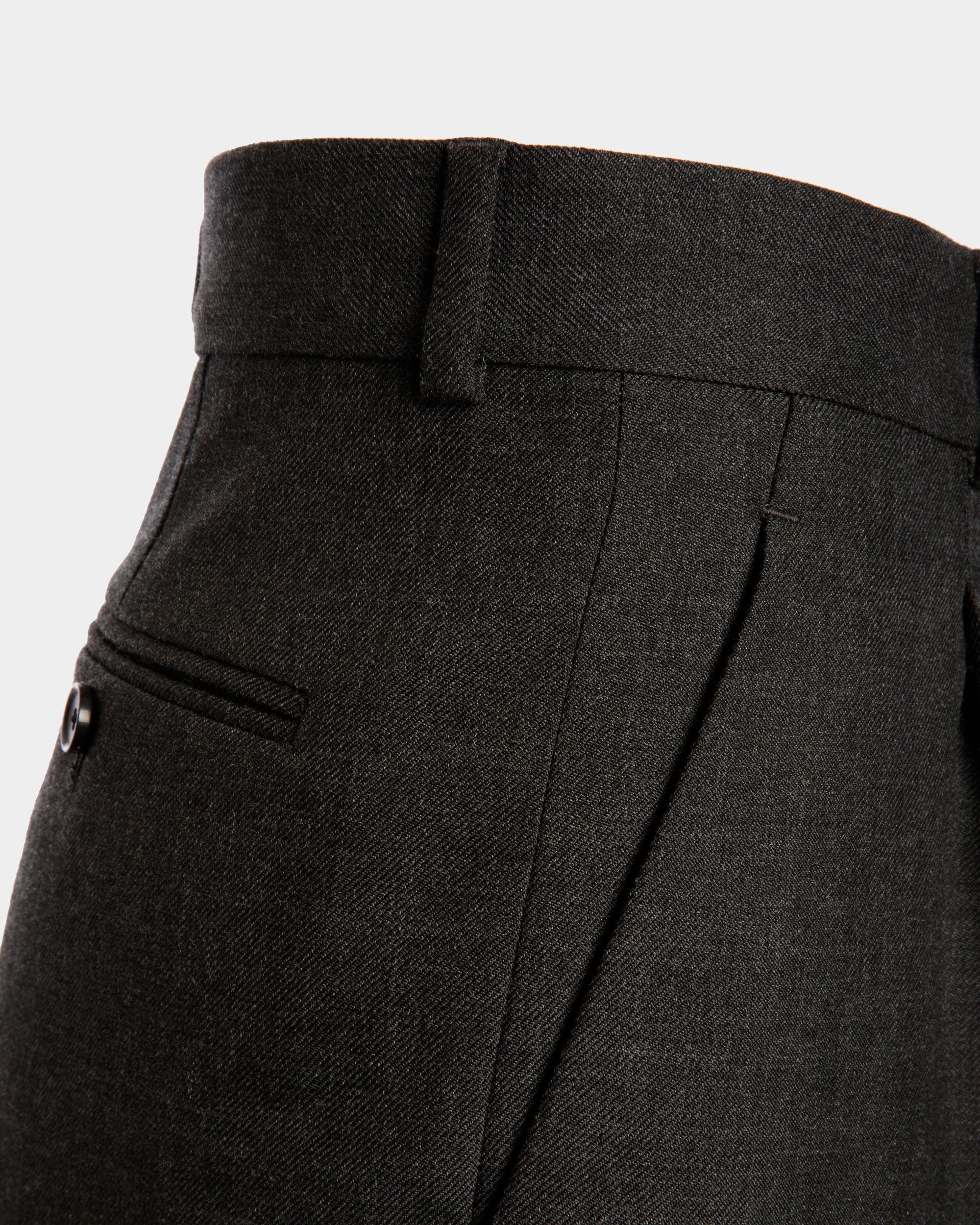 Bundfaltenhose Aus Grau Melierter Wollmischung - Herren - Bally - 02