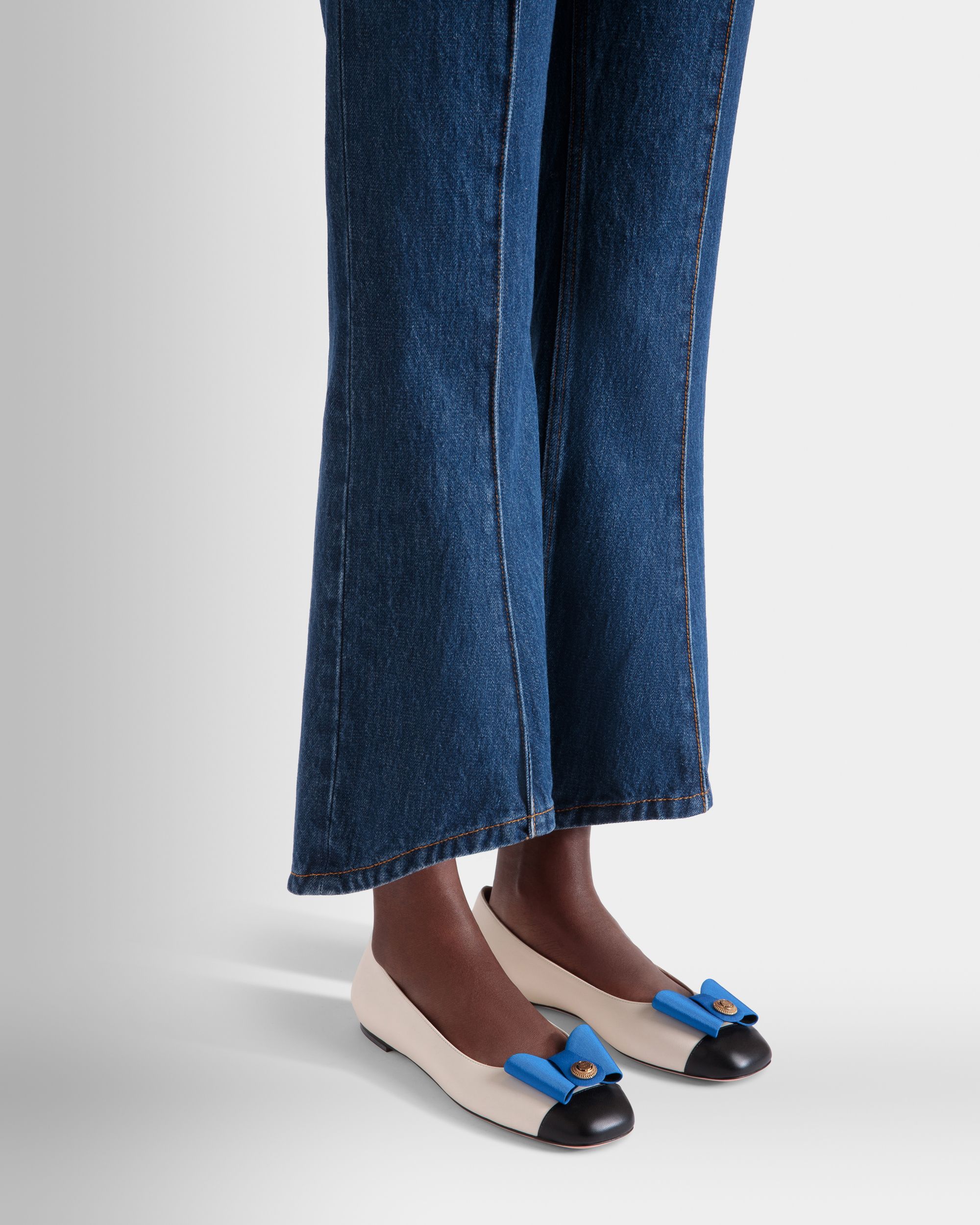 B-Bow Ballerina Aus Leder In Schwarz Und Weiß - Damen - Bally - 02