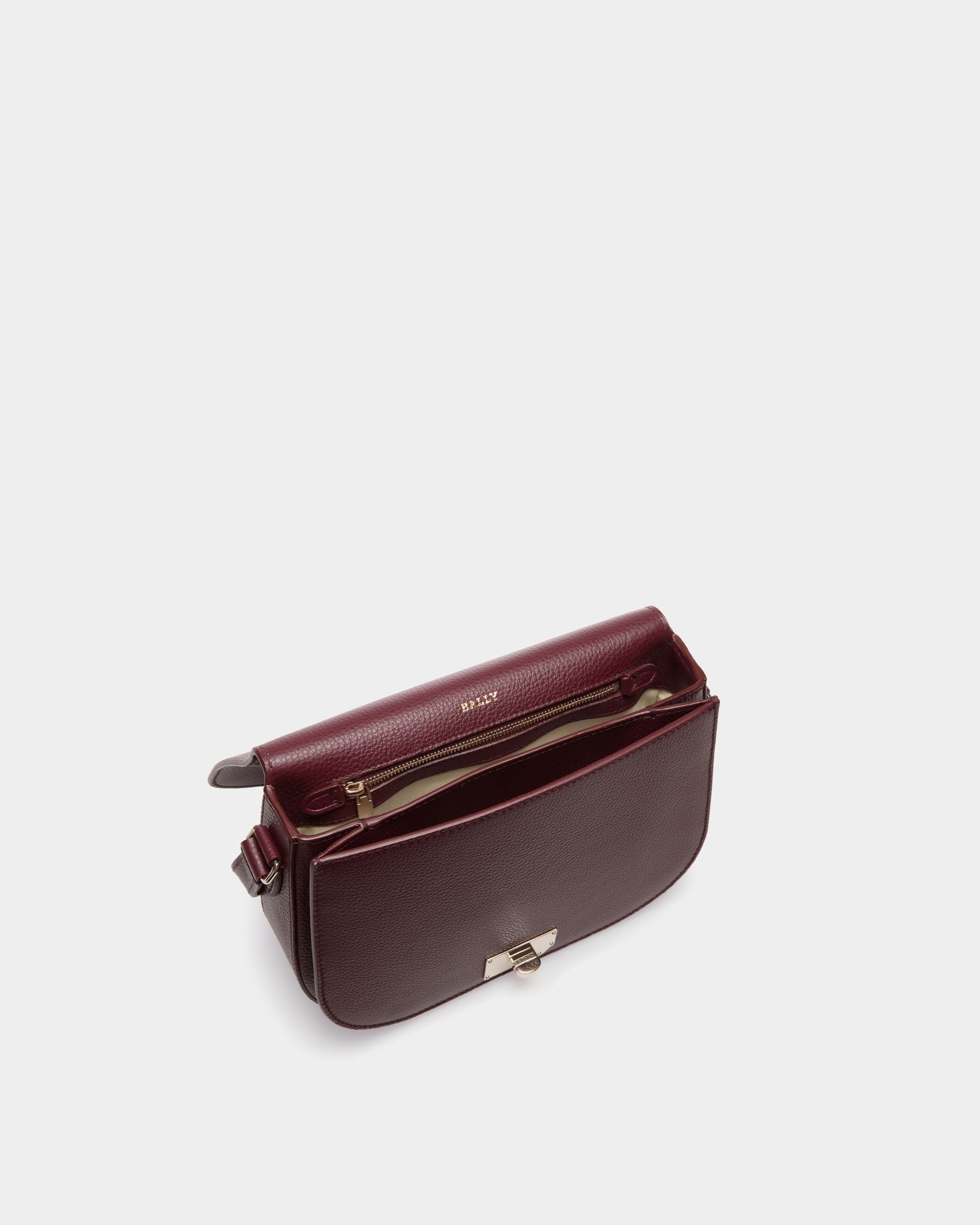 Crossbody In Burgundy Leather - Damen - Bally - 04