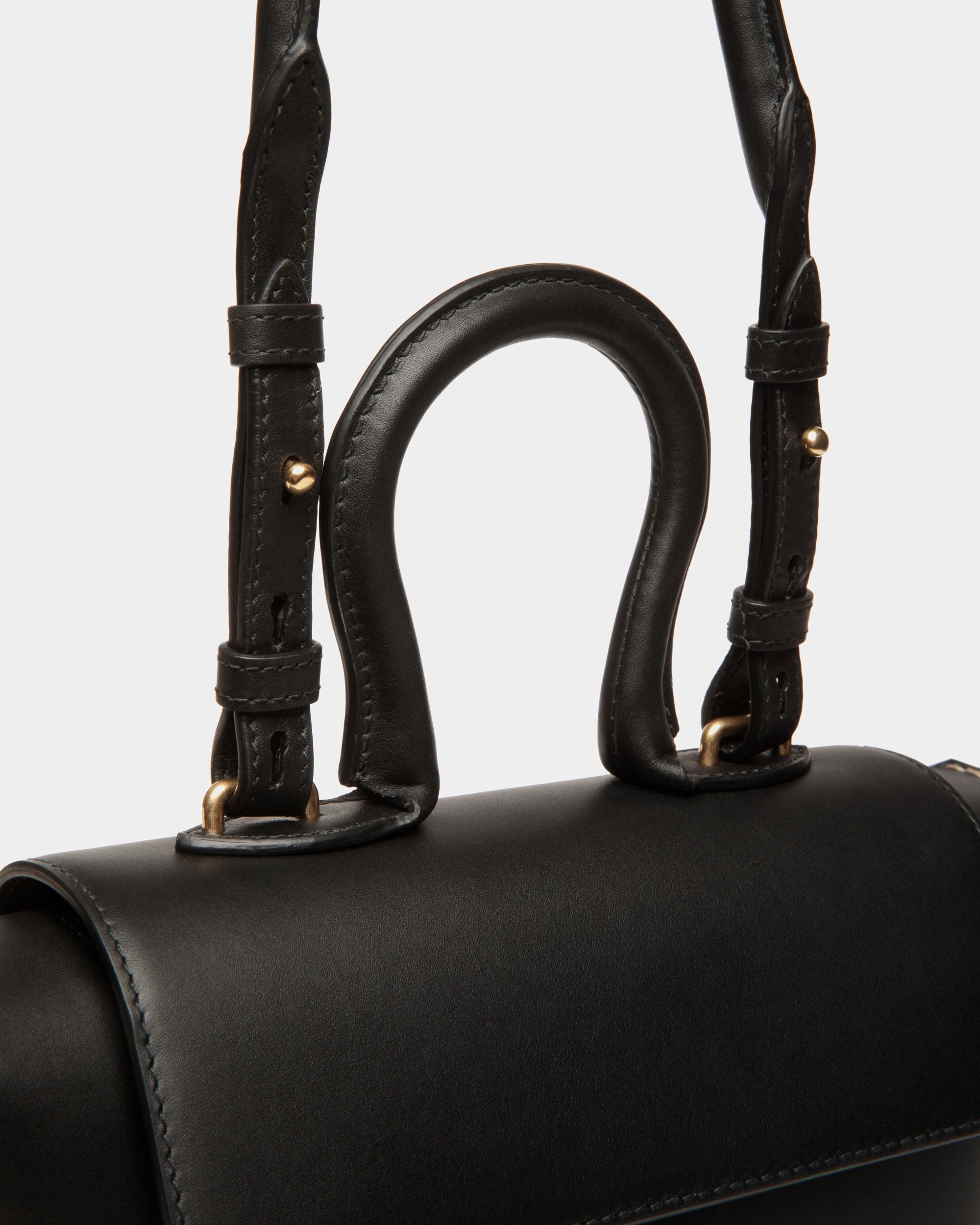 Belle Henkeltasche Aus Leder In Schwarz - Damen - Bally - 06