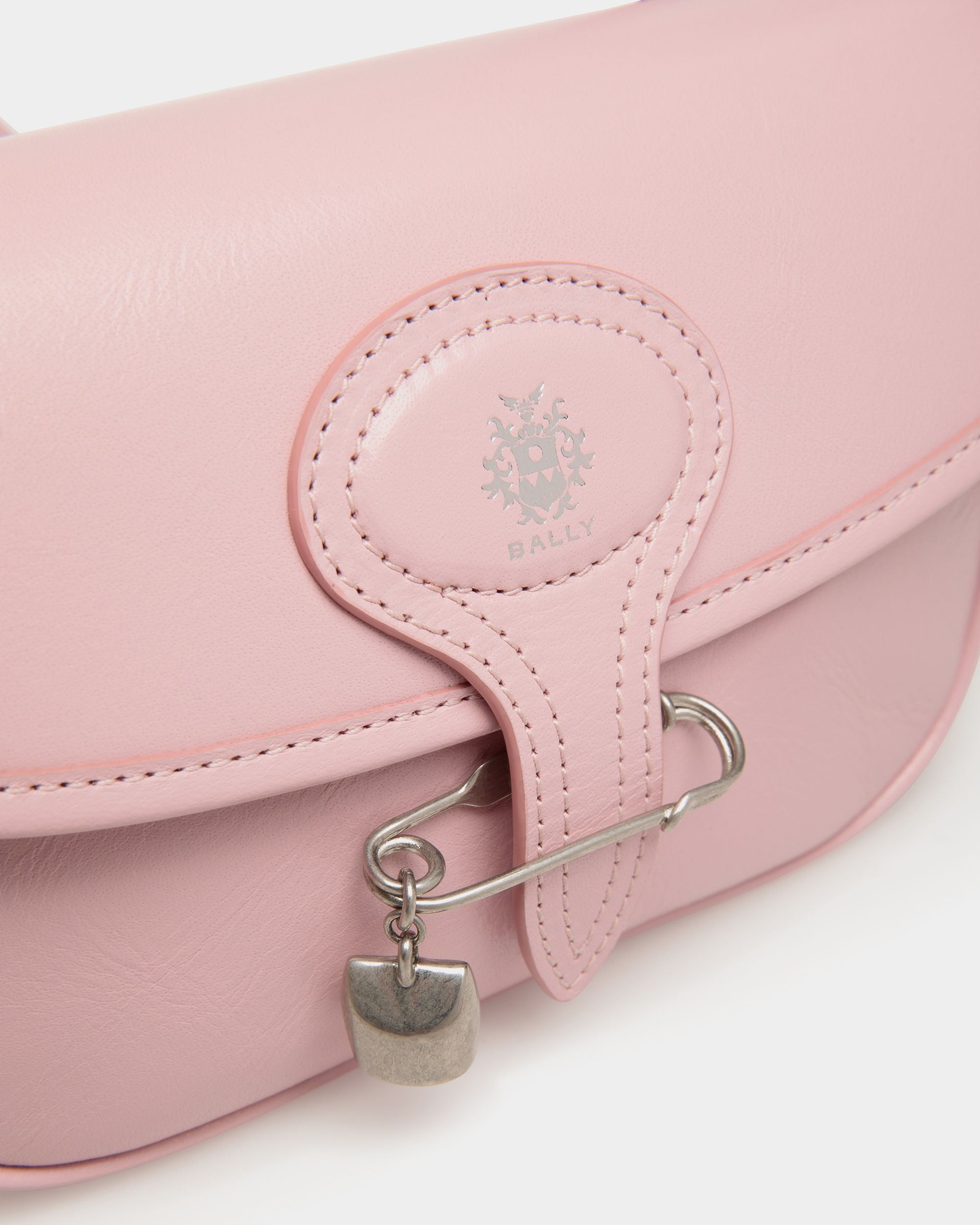 Beckett Minitasche Aus Rosa Leder Mit Bally-Pin - Damen - Bally - 06