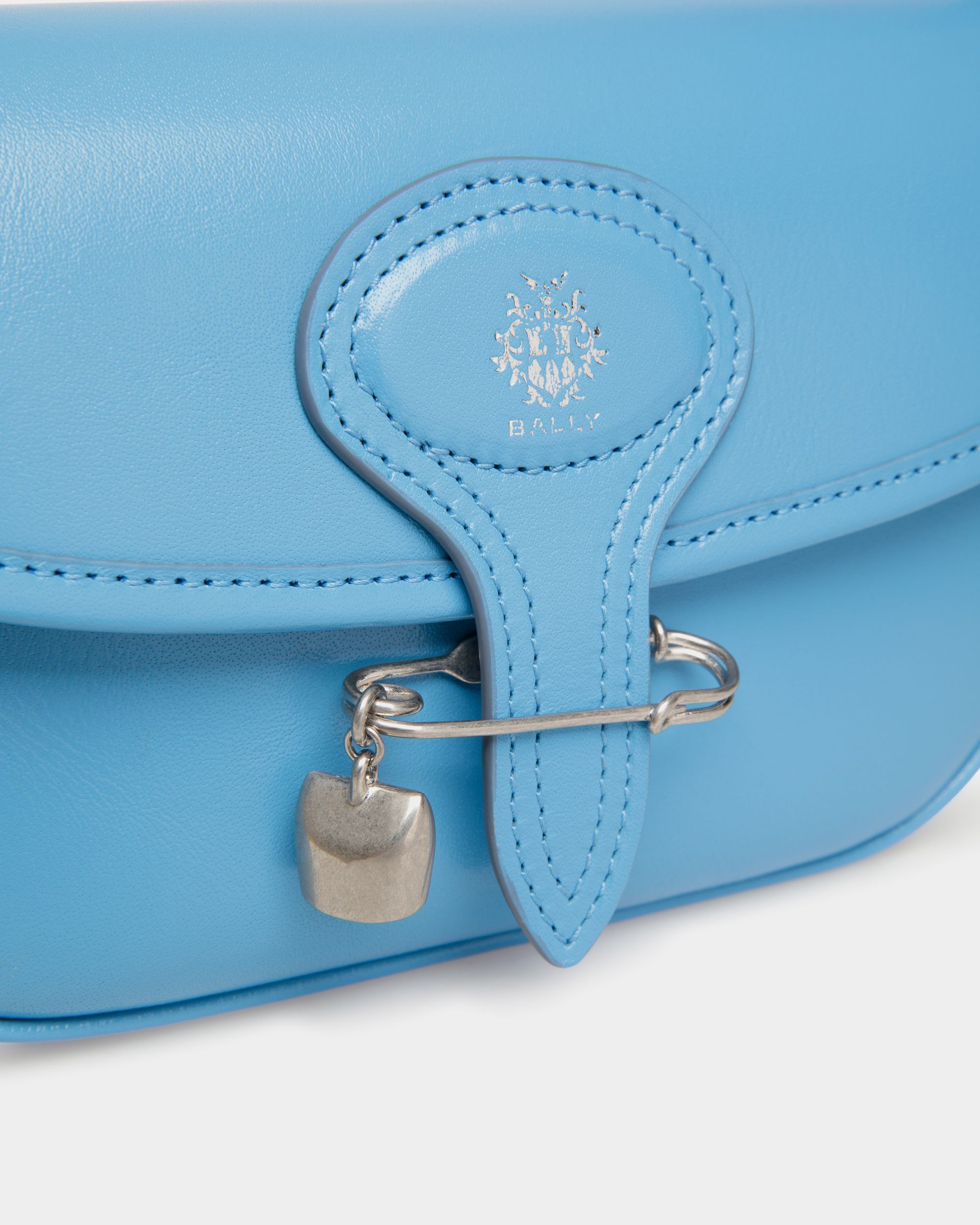 Beckett Minitasche Aus Blauem Leder Mit Bally-Pin - Damen - Bally - 06