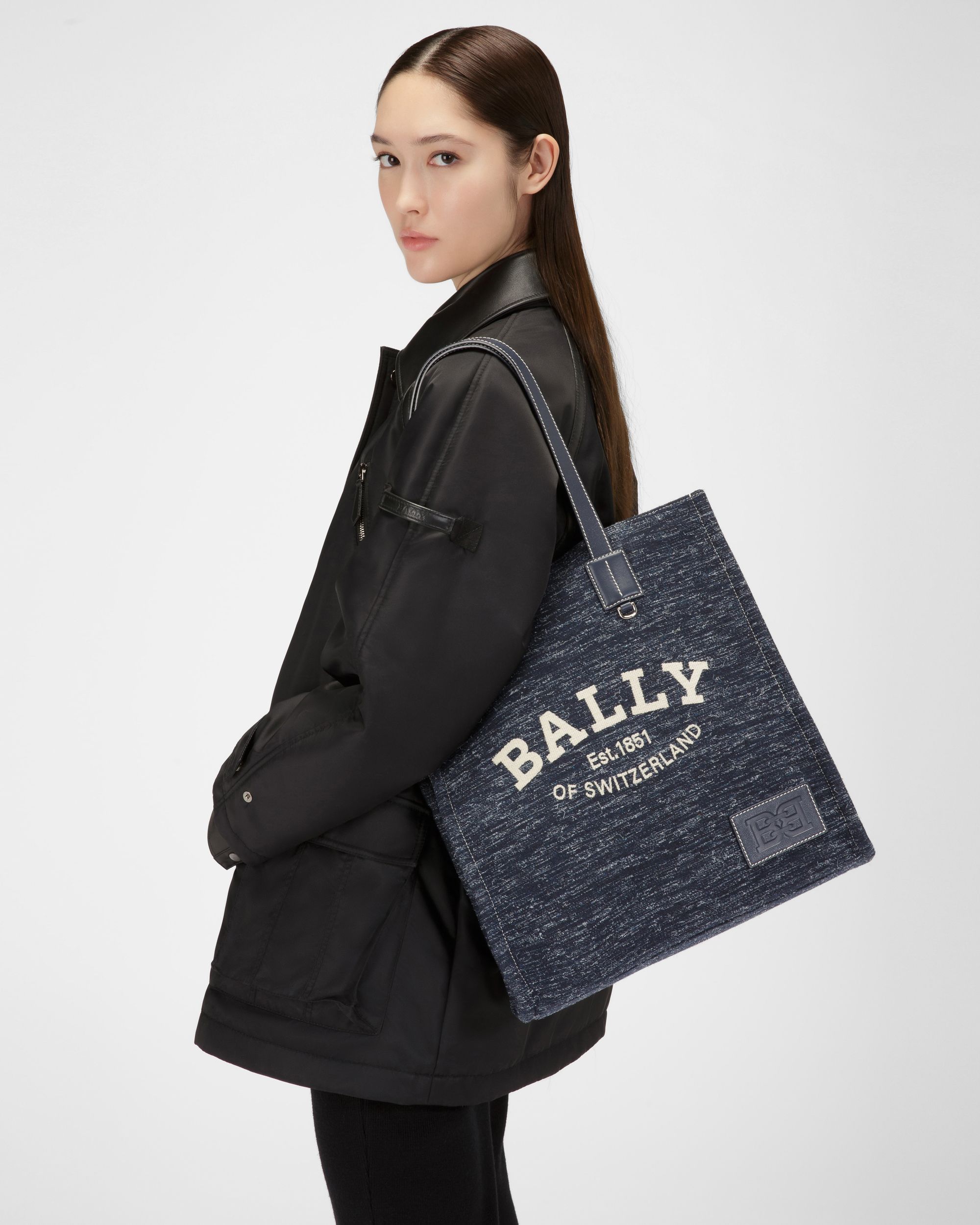 Crystalia Shopper Aus Marineblauem Stoff - Damen - Bally - 02