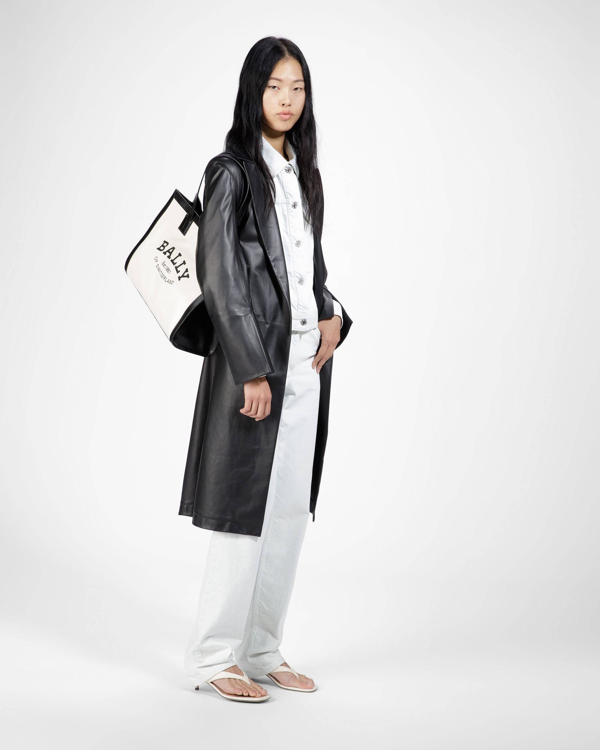 Crystalia Tragetasche Aus Textil Und Leder In Natur Und Schwarz - Damen - Bally - 06